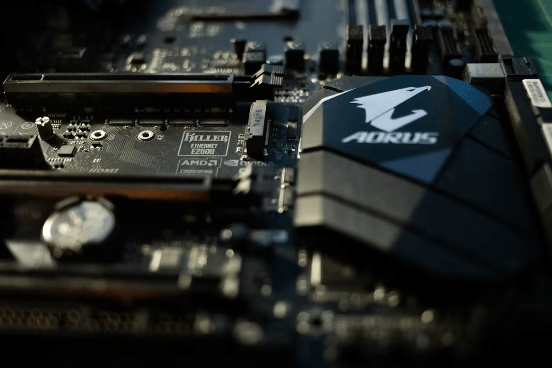 GIGABYTE GA-AX370-Gaming K7 AMD AM4 X370 ATX Motherboard with original box