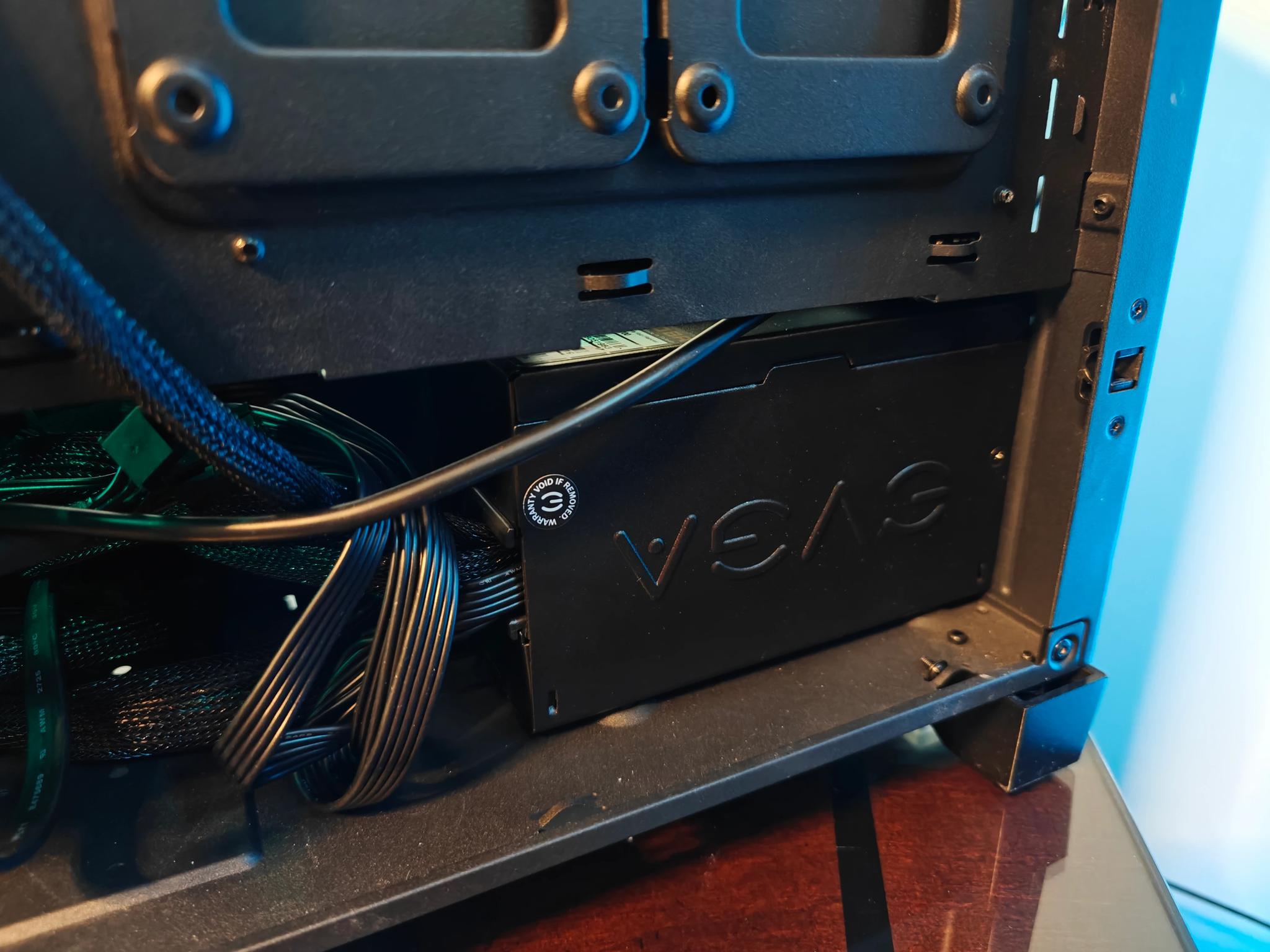 Mid Tier 1440p Gaming PC 10900k & 6700XT