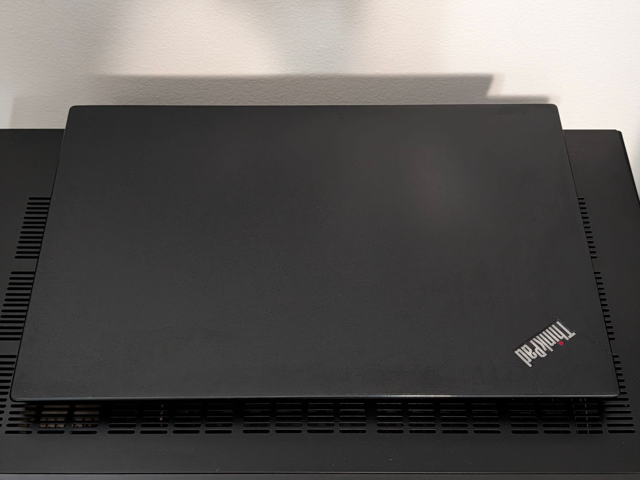 ThinkPad T14s Gen 1 AMD Touchscreen Laptop | Ryzen 7 8-Core, 32GB RAM, 512GB SSD | Grade B