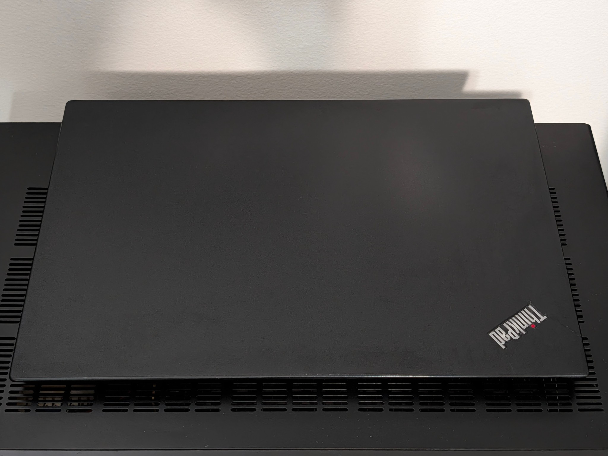 ThinkPad T14s Gen 1 AMD Touchscreen Laptop | Ryzen 7 8-Core, 32GB RAM, 512GB SSD | Grade B
