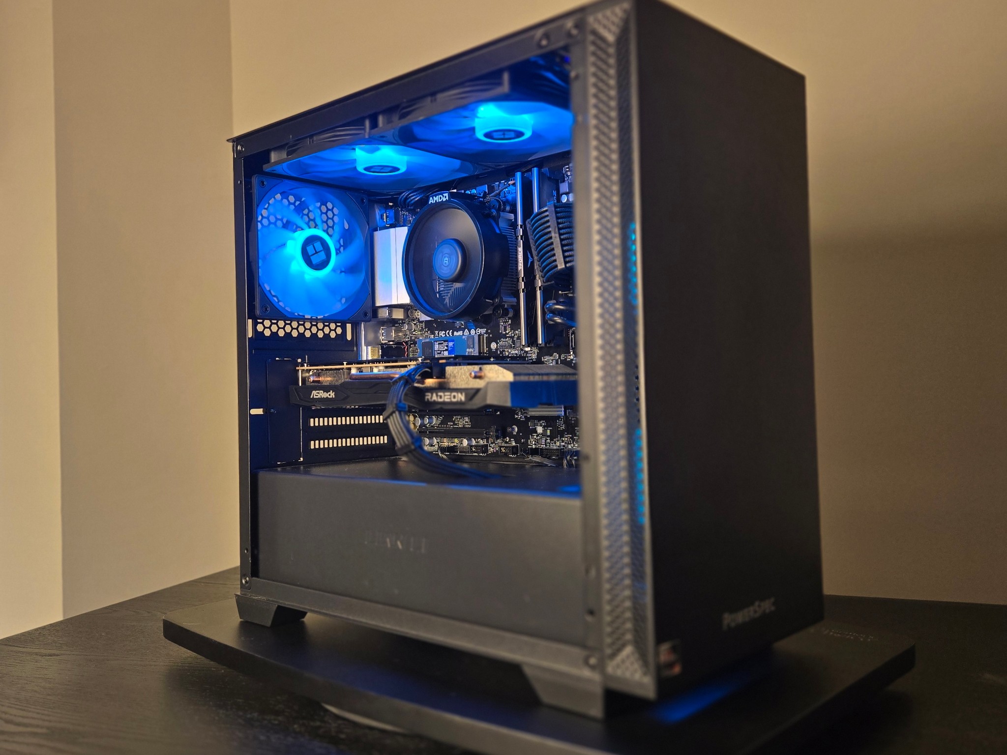 RX 6600 XT | Ryzen 5 5600G | 16gb DDR4 | 512gb Storage👏🏽