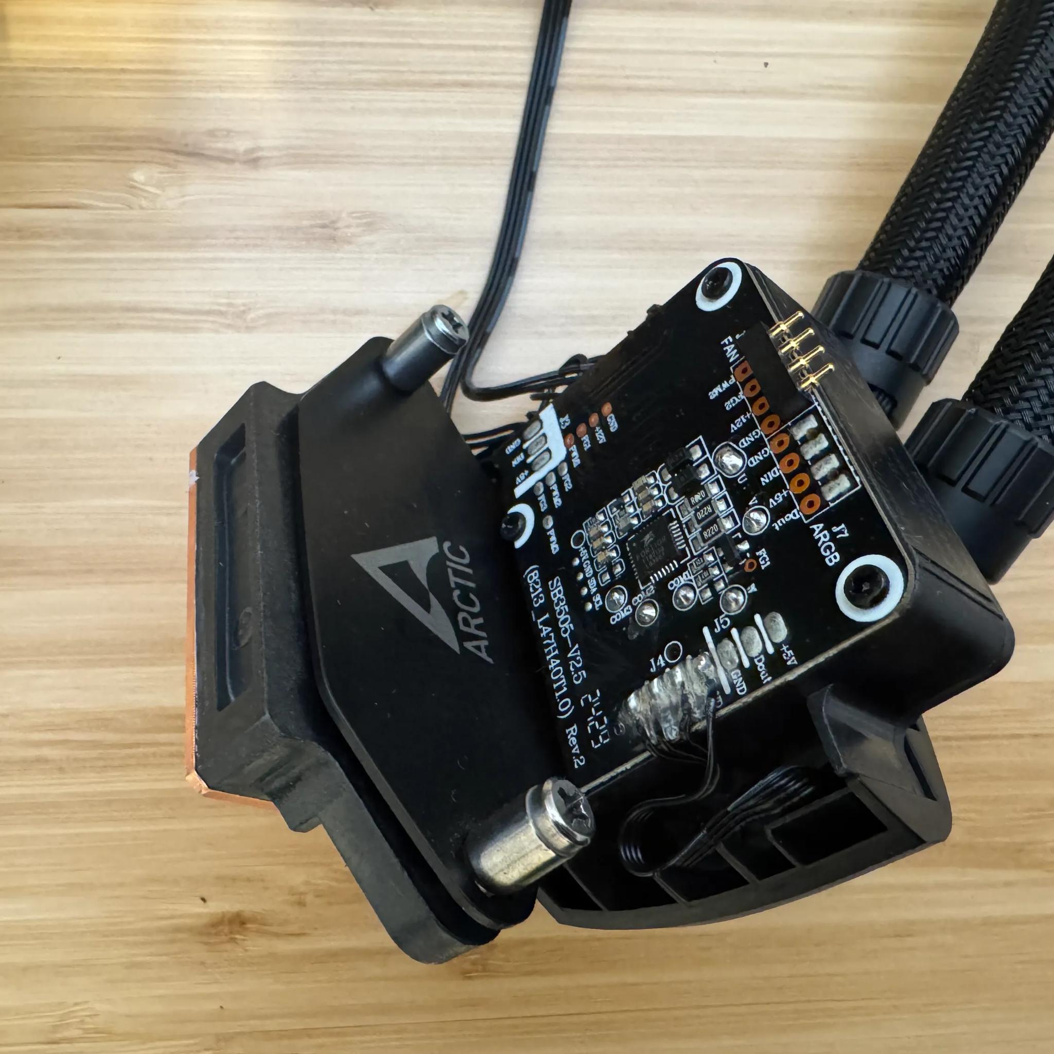 ARCTIC Liquid Freezer III 240 - CPU AIO