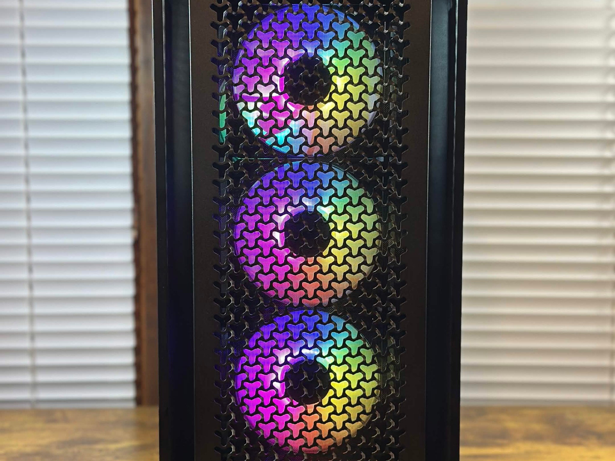 RTX 5070 12GB | Ryzen 7 8700F | 32GB DDR5 | 1TB NVME | Win11 | WIFI | 1440P/4K Gaming PC