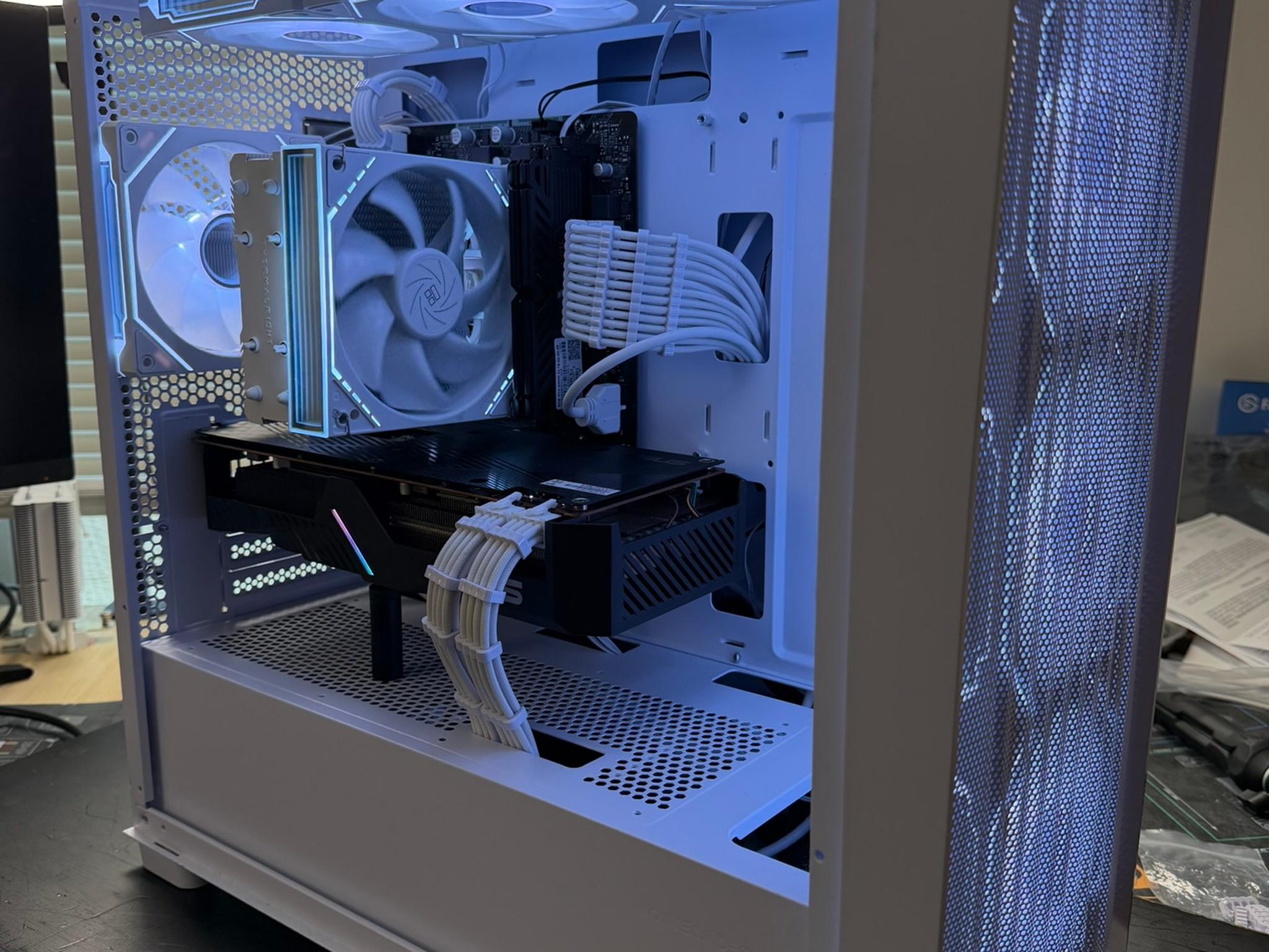 Gaming PC | RX 5700XT | Ryzen 5 5600X | 16GB RAM | Windows 11