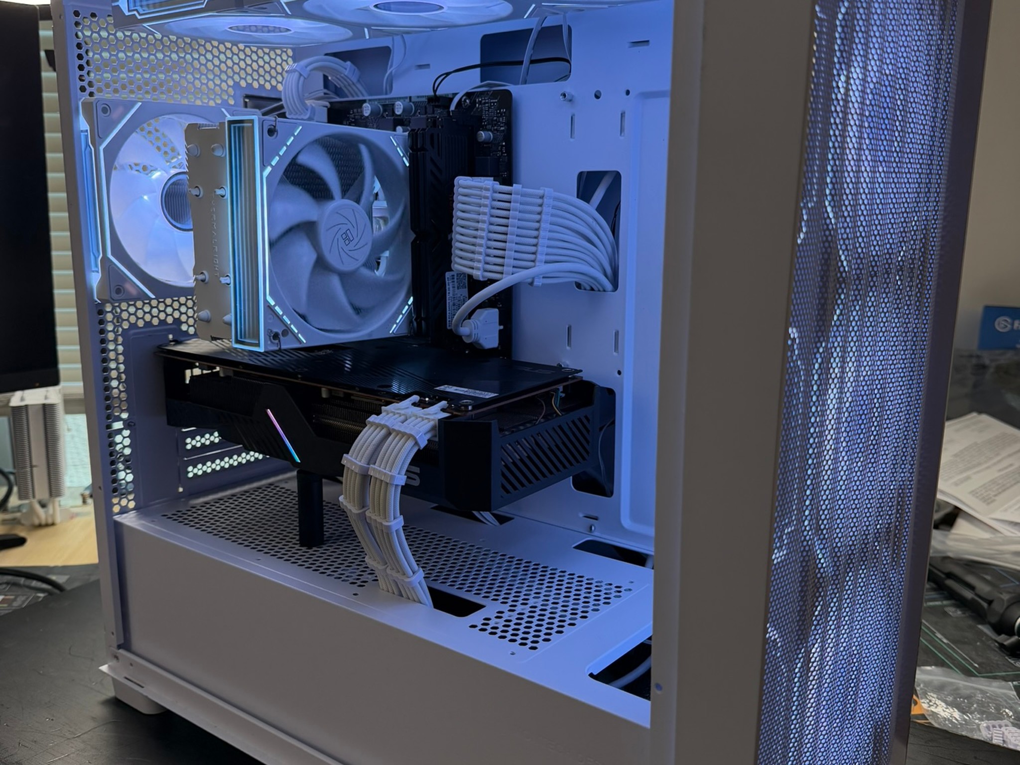 Gaming PC | RX 5700XT | Ryzen 5 5600X | 16GB RAM | Windows 11