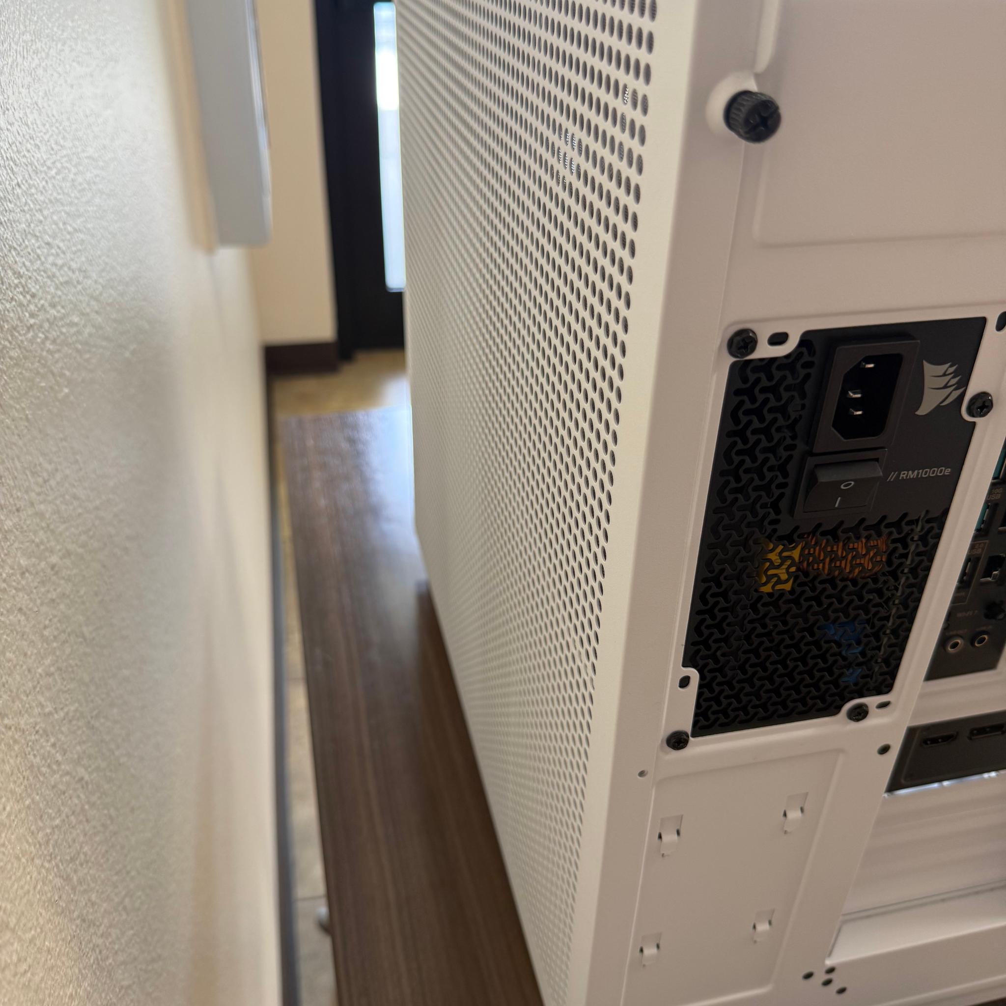 🤍 White Flagship Creator & Gaming PC | Ryzen 9 9950X3D | RTX 5080 Founders Edition | 64GB DDR5