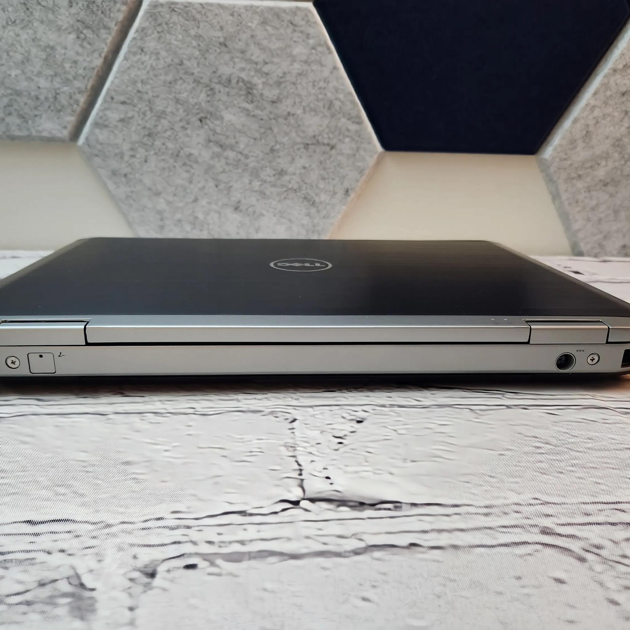 Dell Latitiude E6420 Laptop