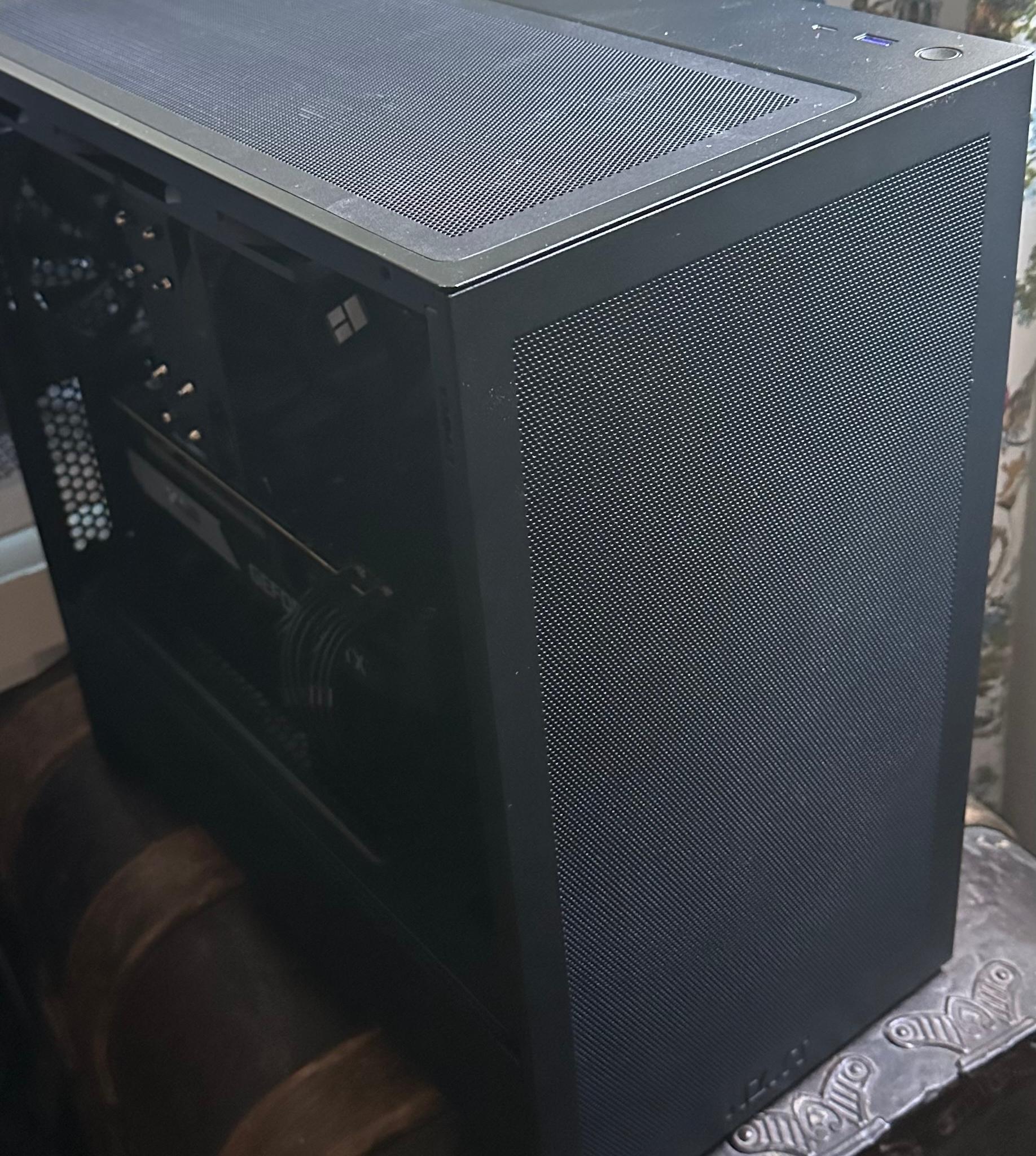All Black Performance Gaming PC (Ryzen 5, RTX 3070)
