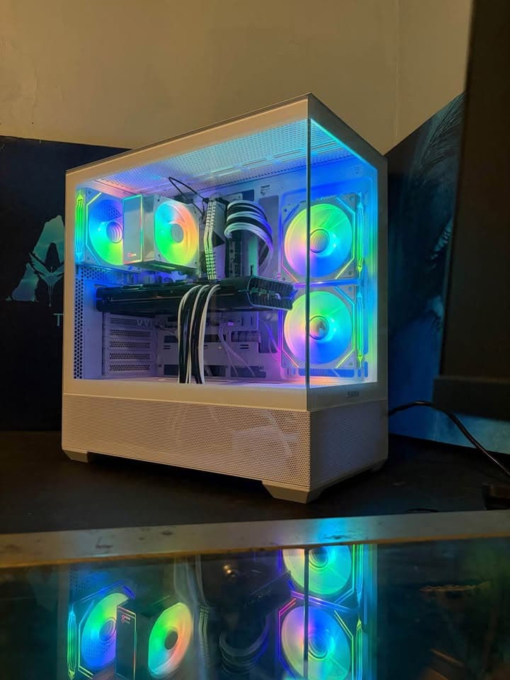 RX 5700XT|Ryzen 5 4500|32GB RAM|1TB M.2 SSD|Windows 11 Pro