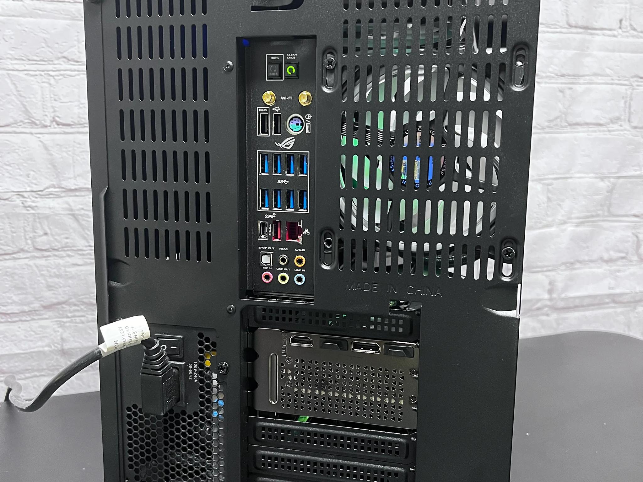 Ryzen 7 5800X3D RTX 4070 TI 32GB Ram 2TB WiFi Win 11 Gaming PC