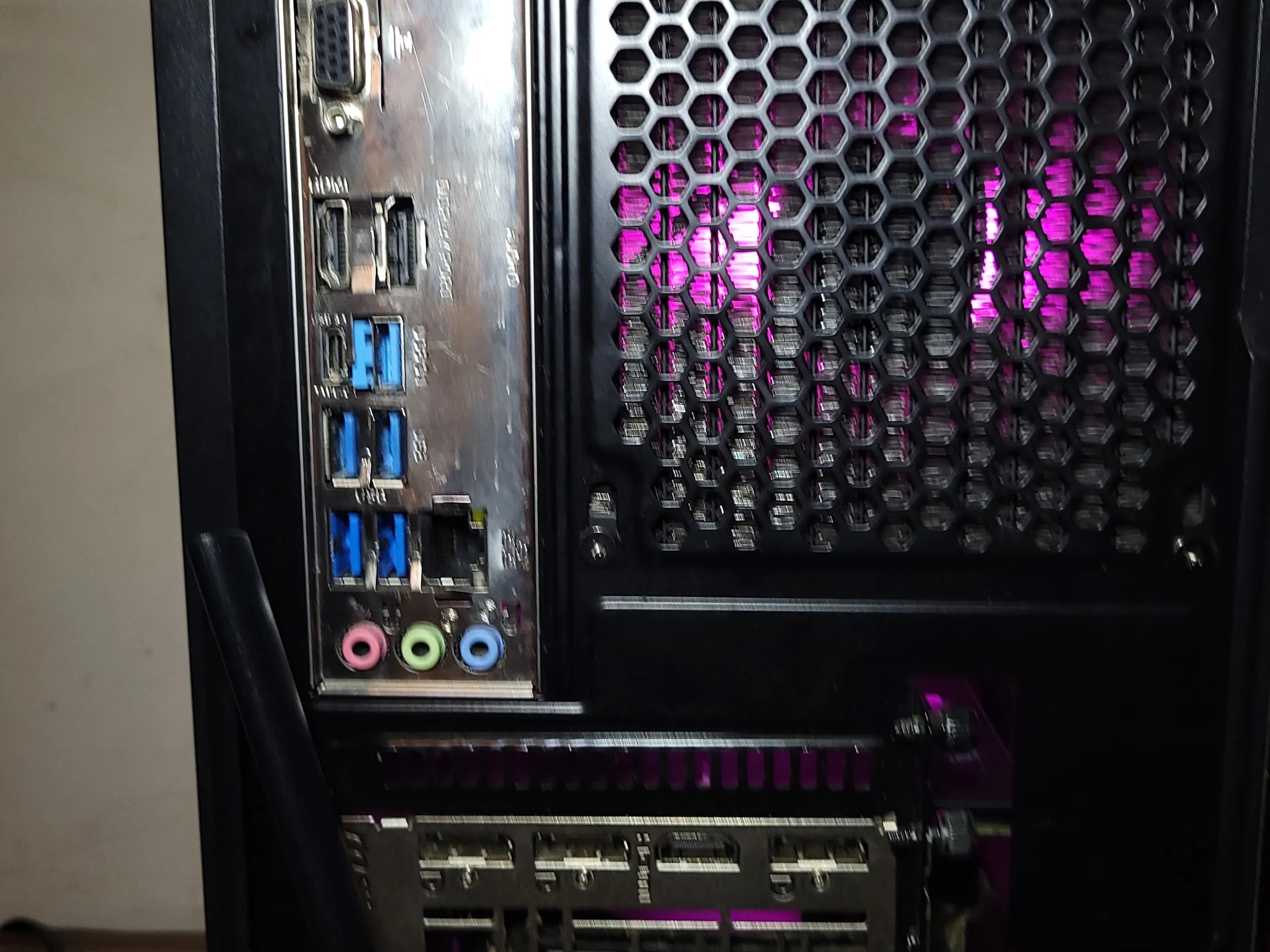 Ryzen 1700X / GTX 1660 ti