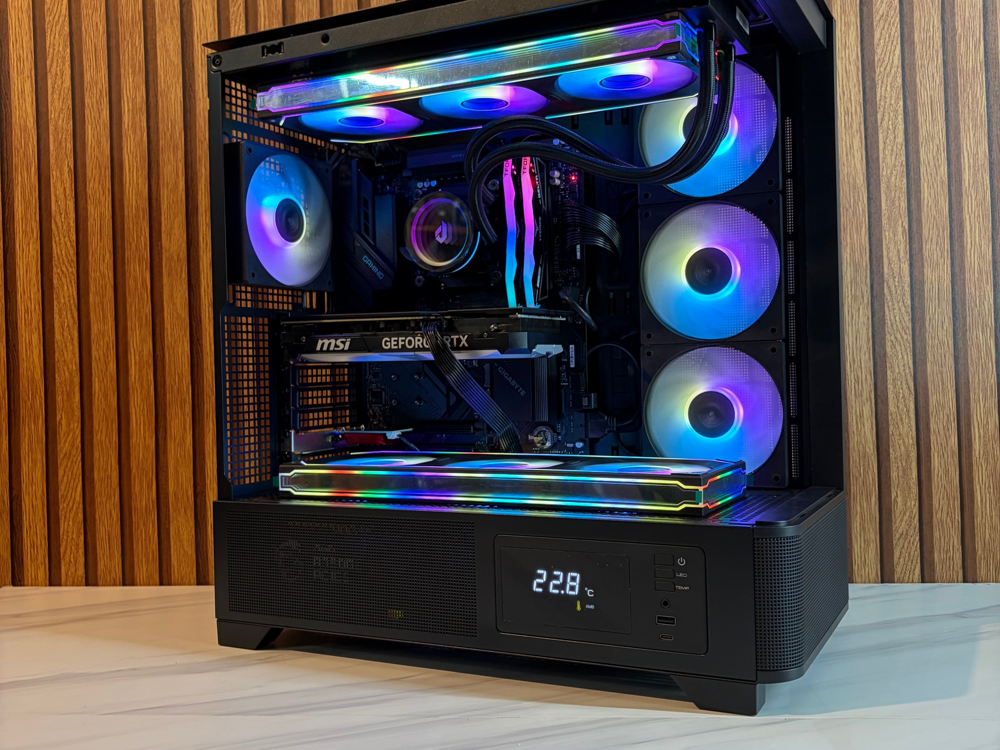 RTX 4070 | RYZEN 5 7600 | 16gb DDR5 | 1TB SSD| 360MM | 750W