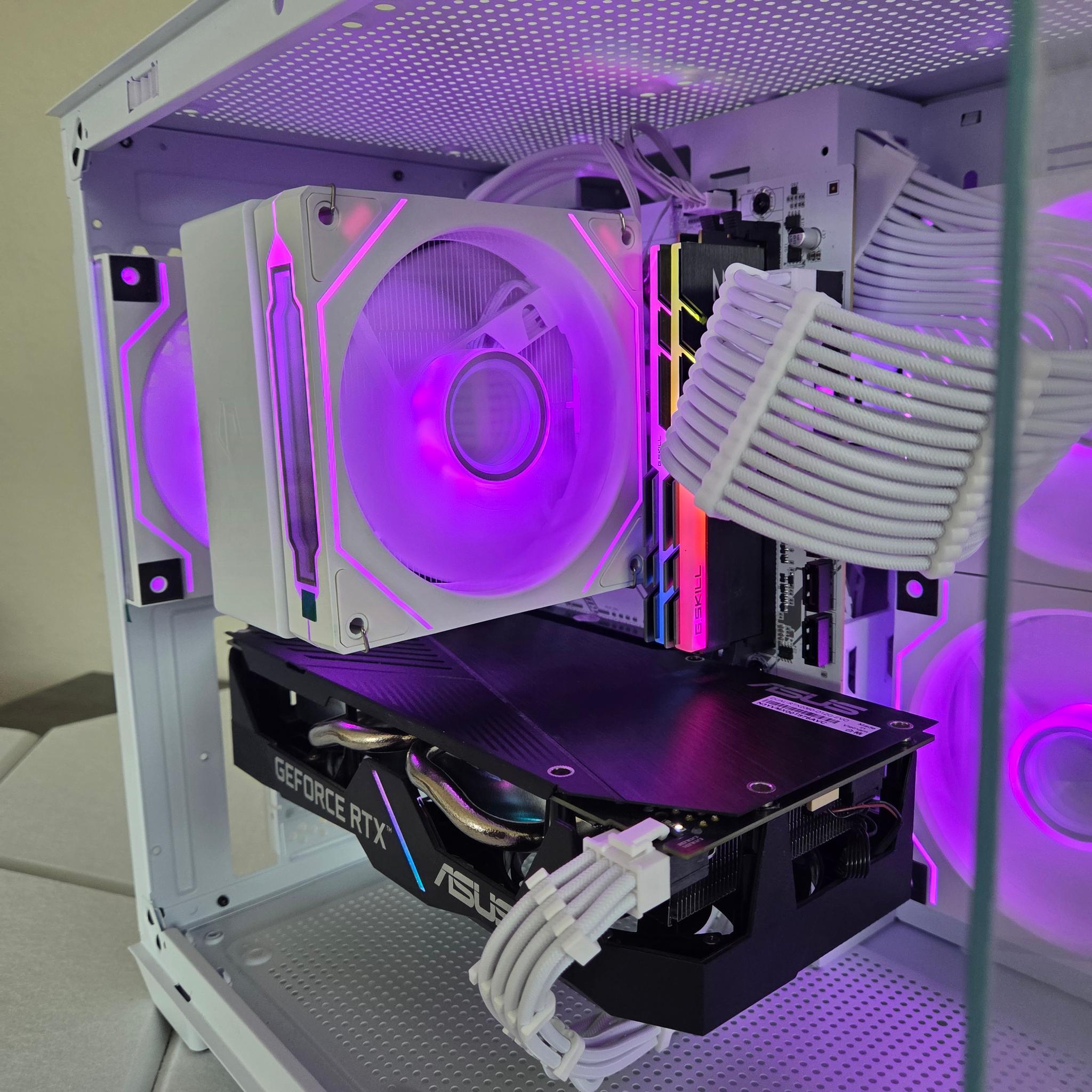 ❄️ Frost Neon Flow – RTX 2060 12GB Gaming PC 🤍