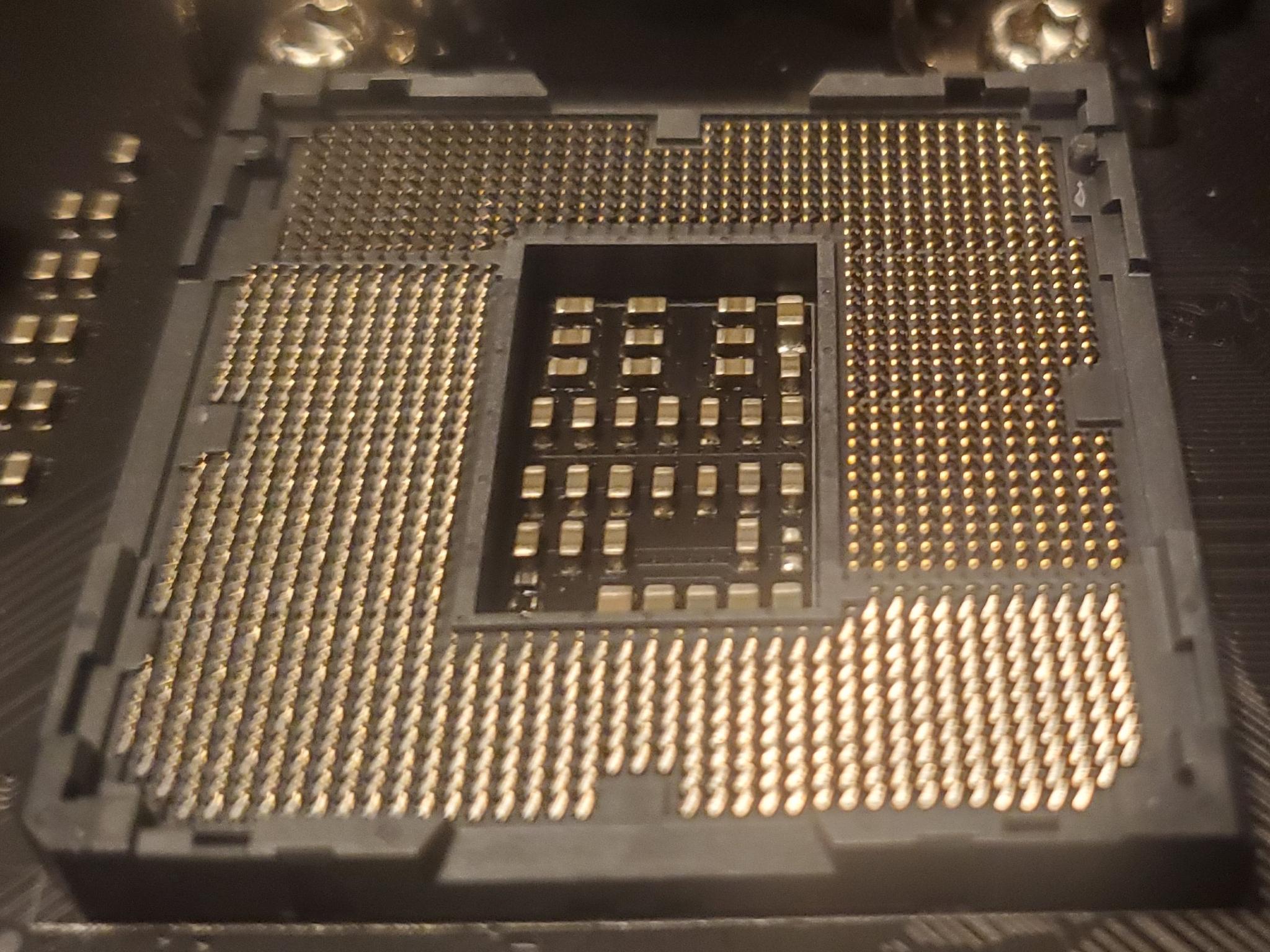 ASUS ROG STRIX Z390-F GAMING