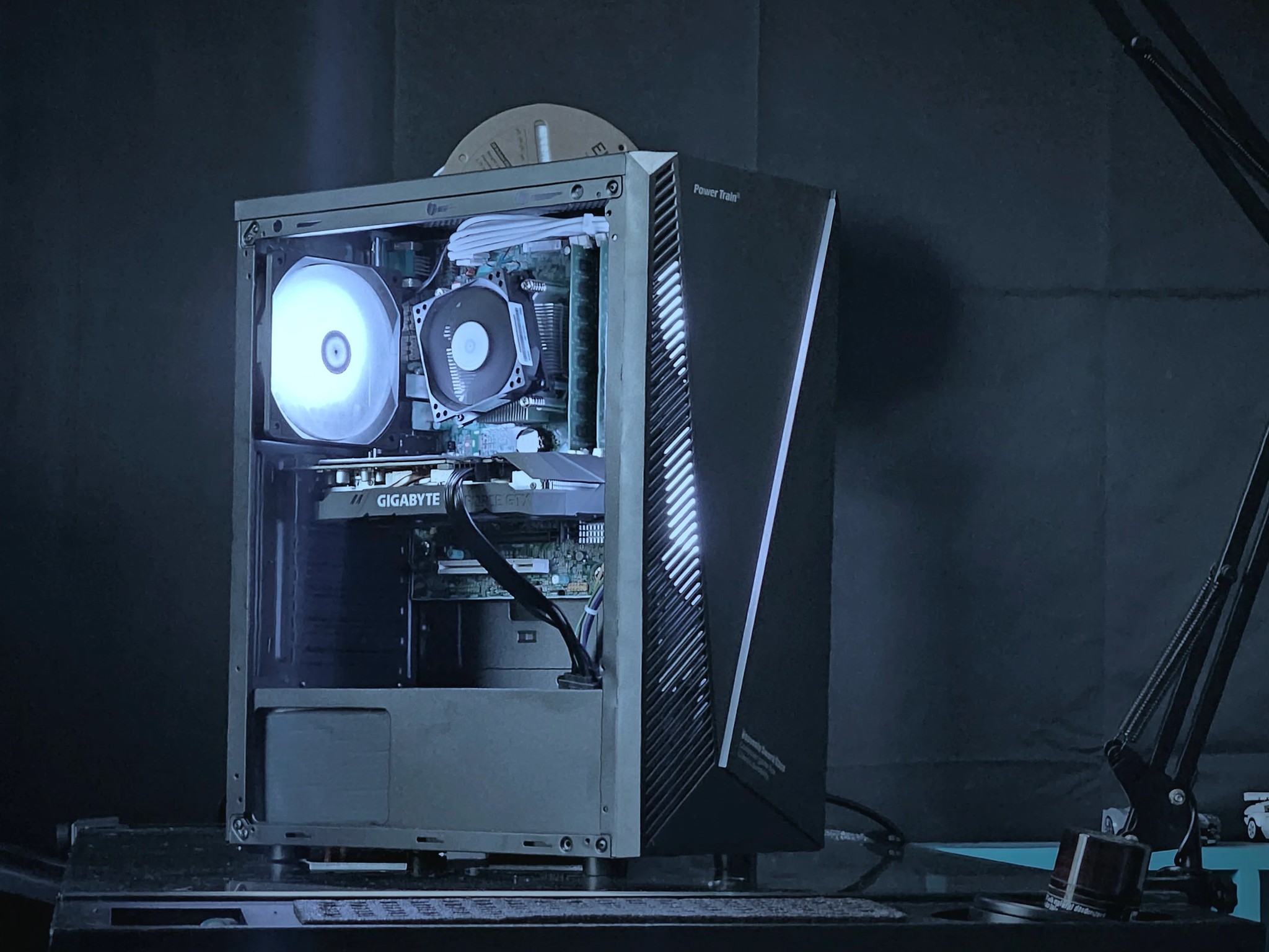 E3 1225v3 Gaming PC Computer