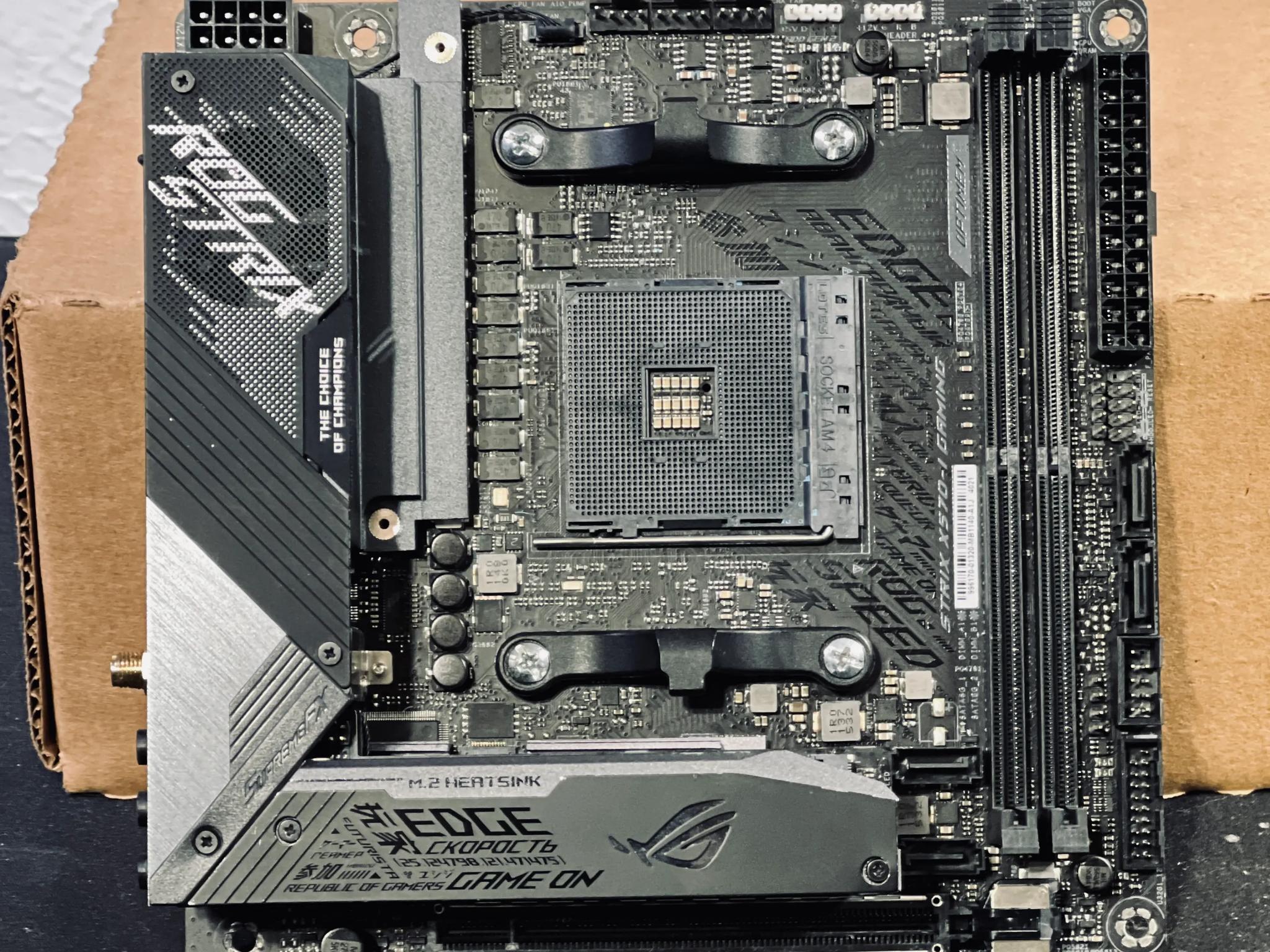 ROG Strix X570-I Gaming
