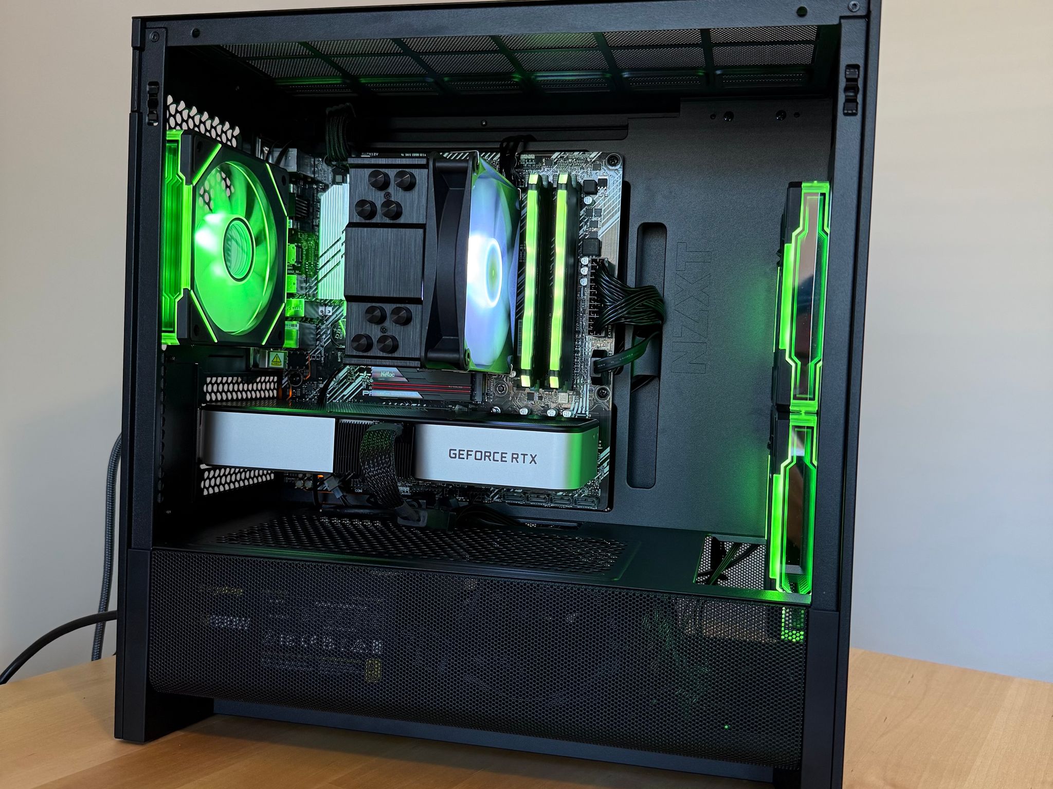 RTX 3060Ti Founders | Ryzen 5 5500 | 32Gb D4 | RGB