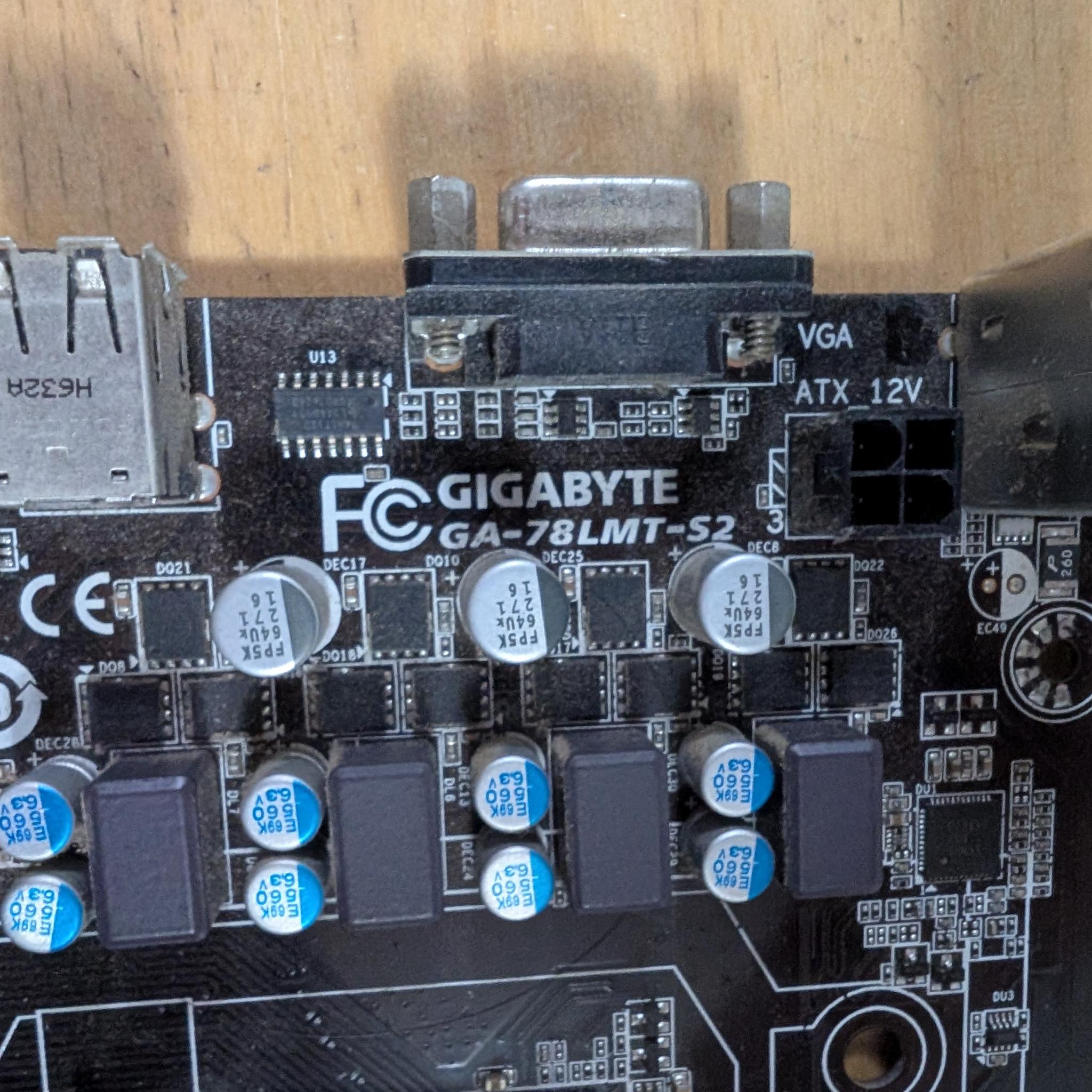 Gigabyte motherboard + AMD FX 4300 + 8GB DDR3