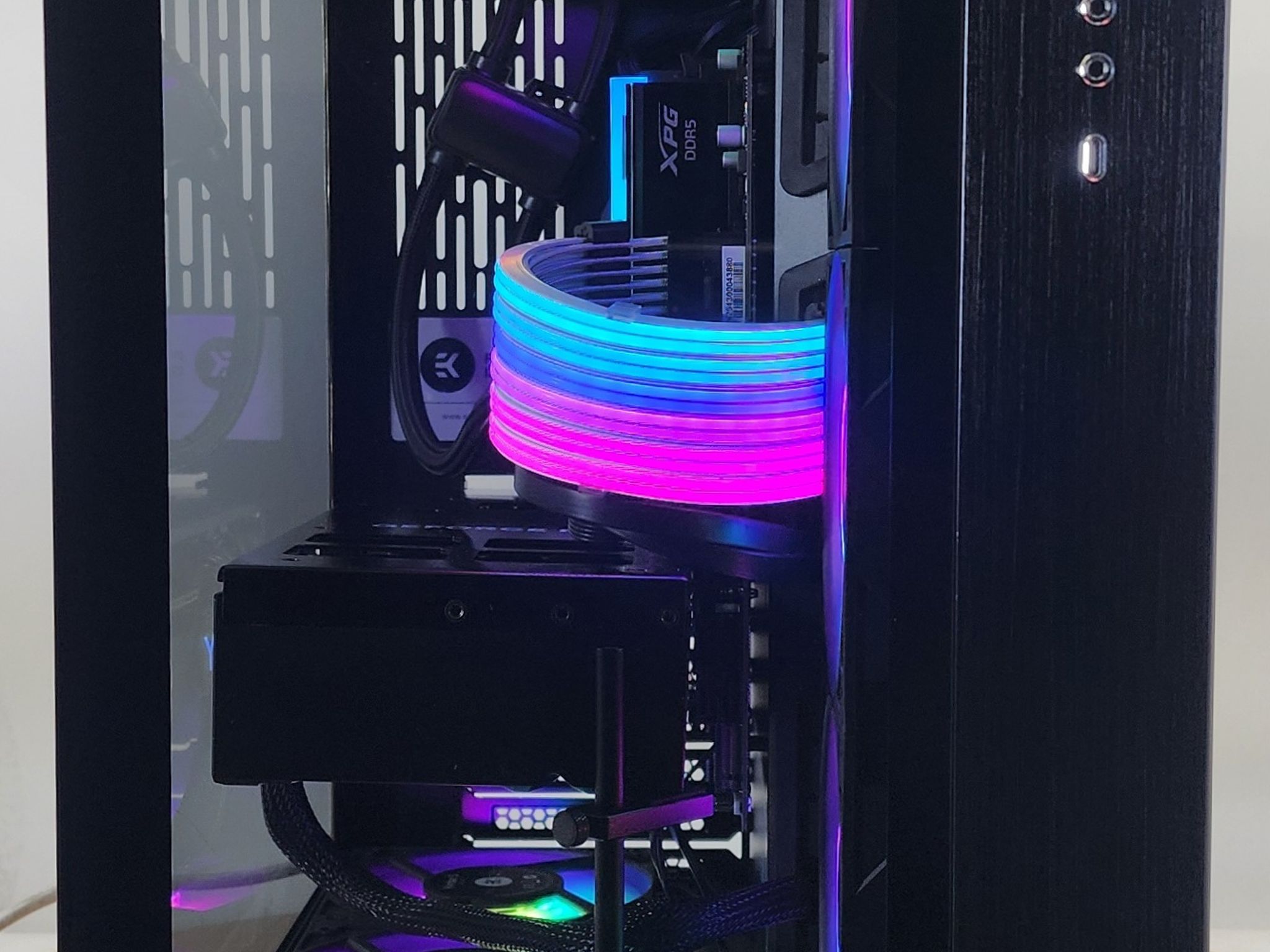 Gaming PC Ryzen 7 9800X3D 32GB RAM 1TB SSD RTX 4080 SUPER 16GB Win11 Computer