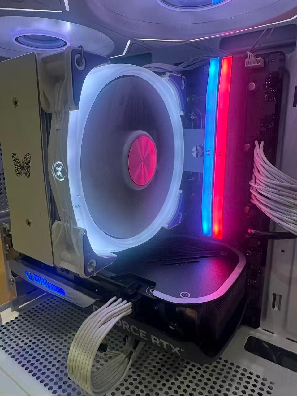 GeForce RTX 4060 Ti Custom Gaming PC - Ryzen 5 8400F Corsair 32GB ddr5