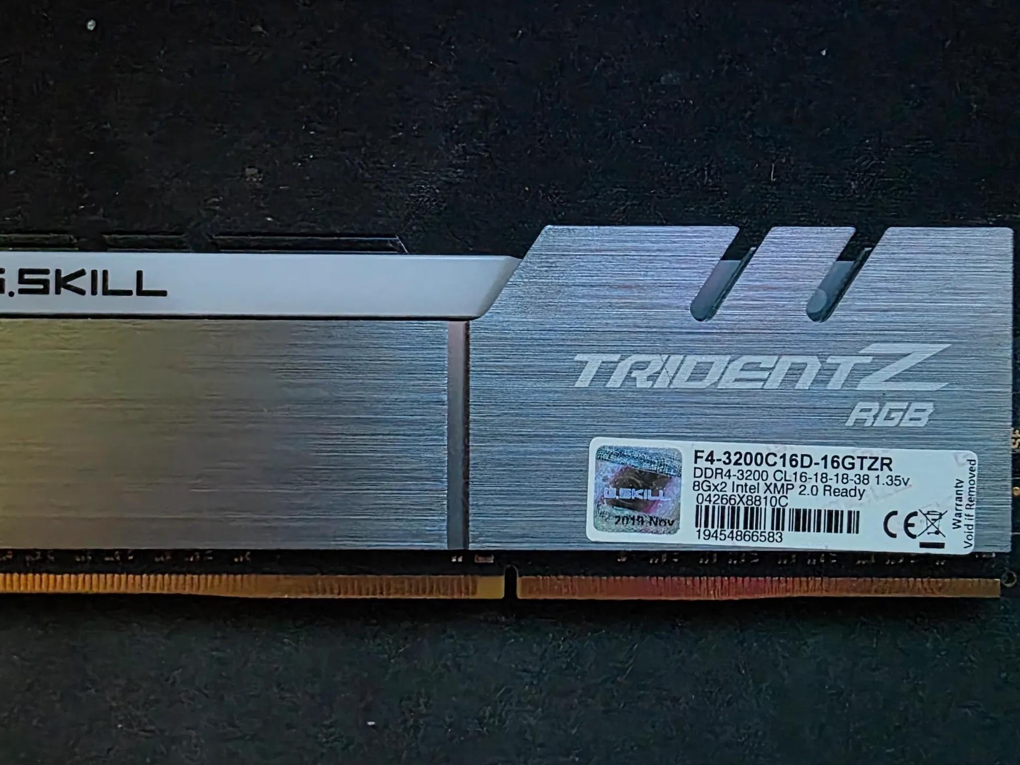 G.SKILL RGB 32GB