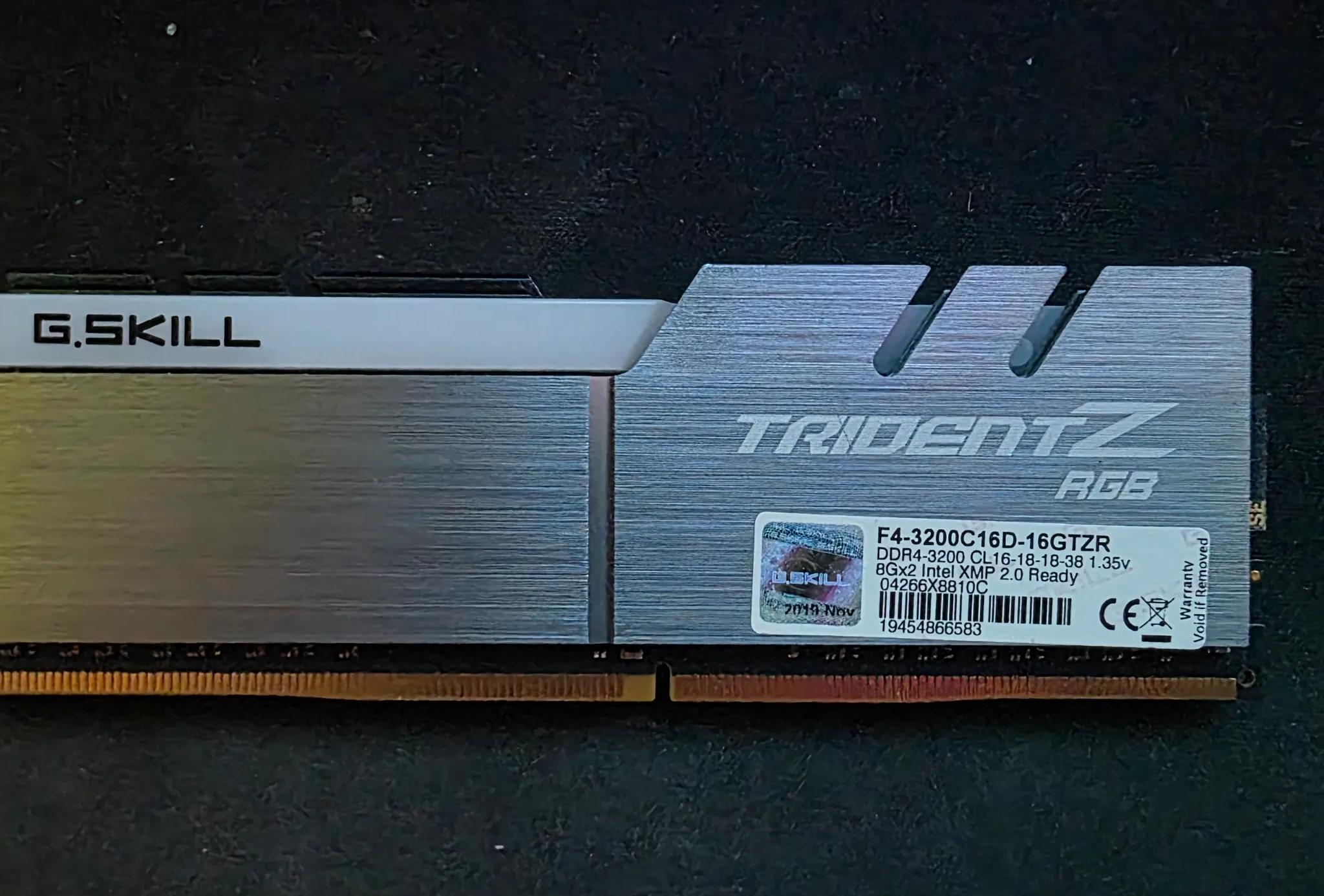G.SKILL RGB 32GB