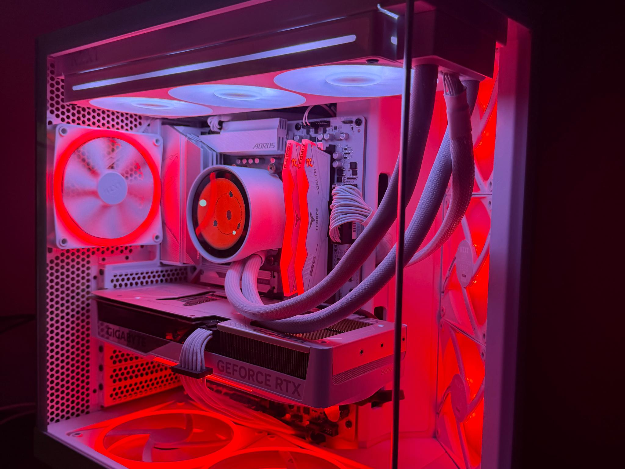 New All-White RTX 5070 Ti Gaming PC | 7800X3D | 32GB DDR5 | 2TB 990 Pro