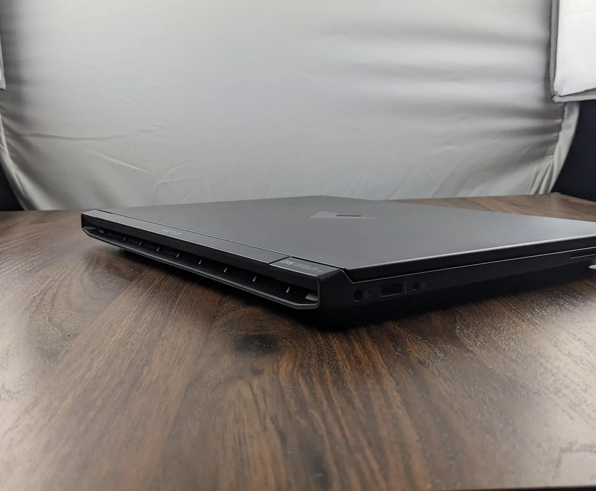 HP VICTUS 15.6" RTX 3050 i5-12450H 16GB 3200mhz 512GB NVMe 144Hz