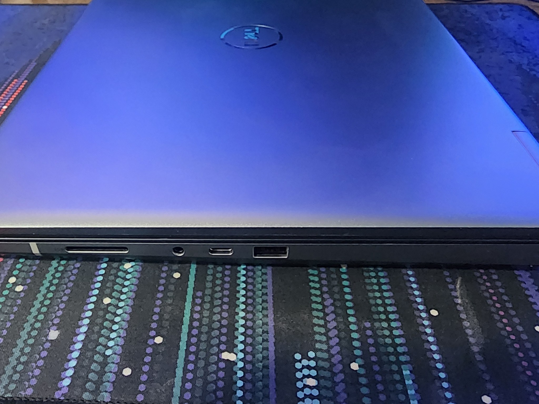Dell Precision 7670 16' (RTX A4500 16GB VRAM,512G SSD,12850HX,32GB RAM) Warranty