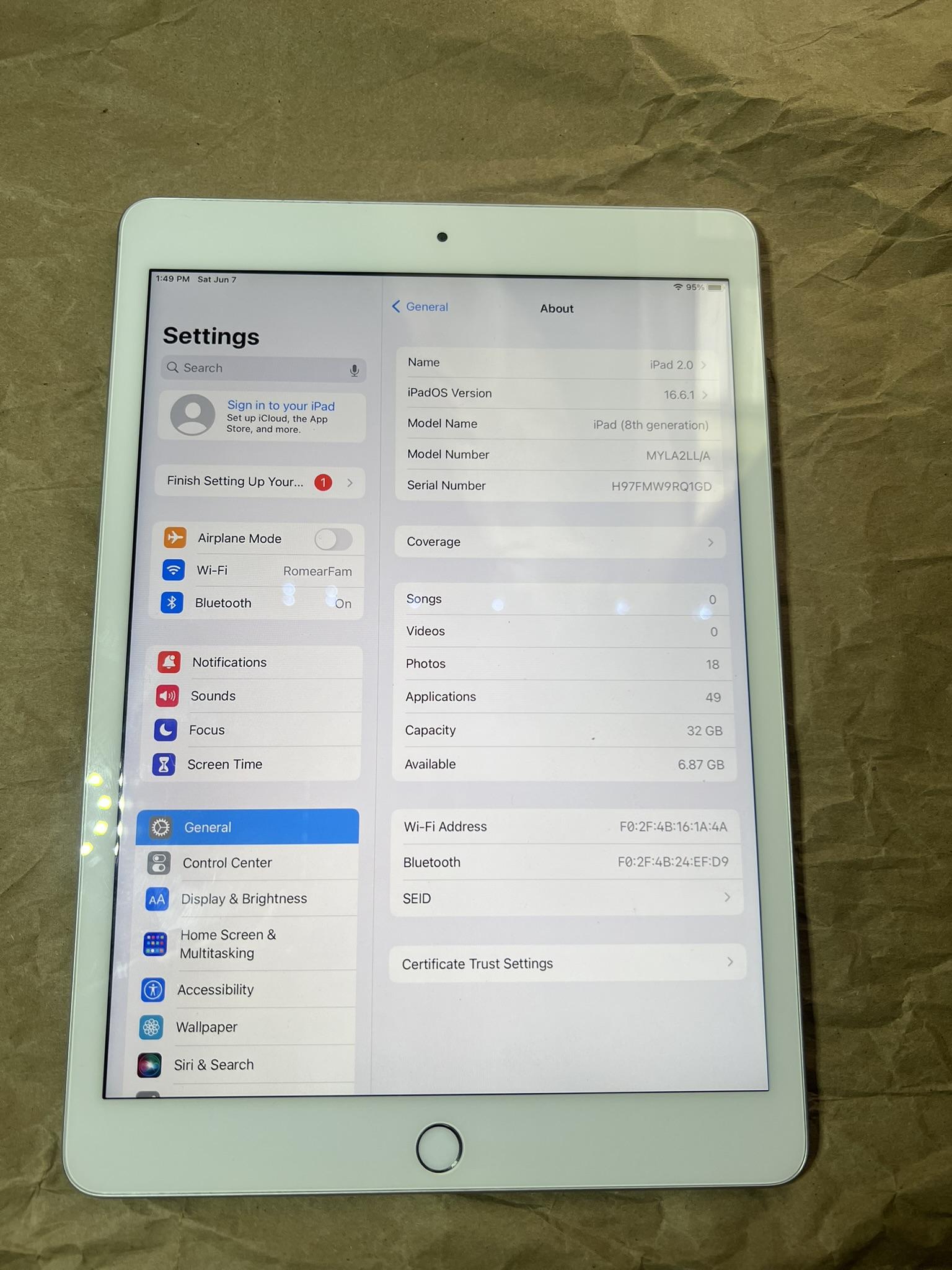 Apple iPad 8th Gen – Wi-Fi – 32GB – Silver