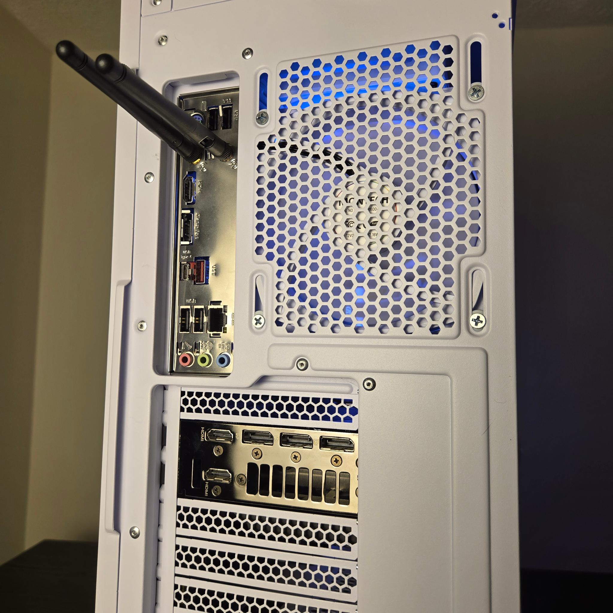 RTX 3070 Ti | Intel i5 12600K | 16gb DDR5 | 1tb Storage