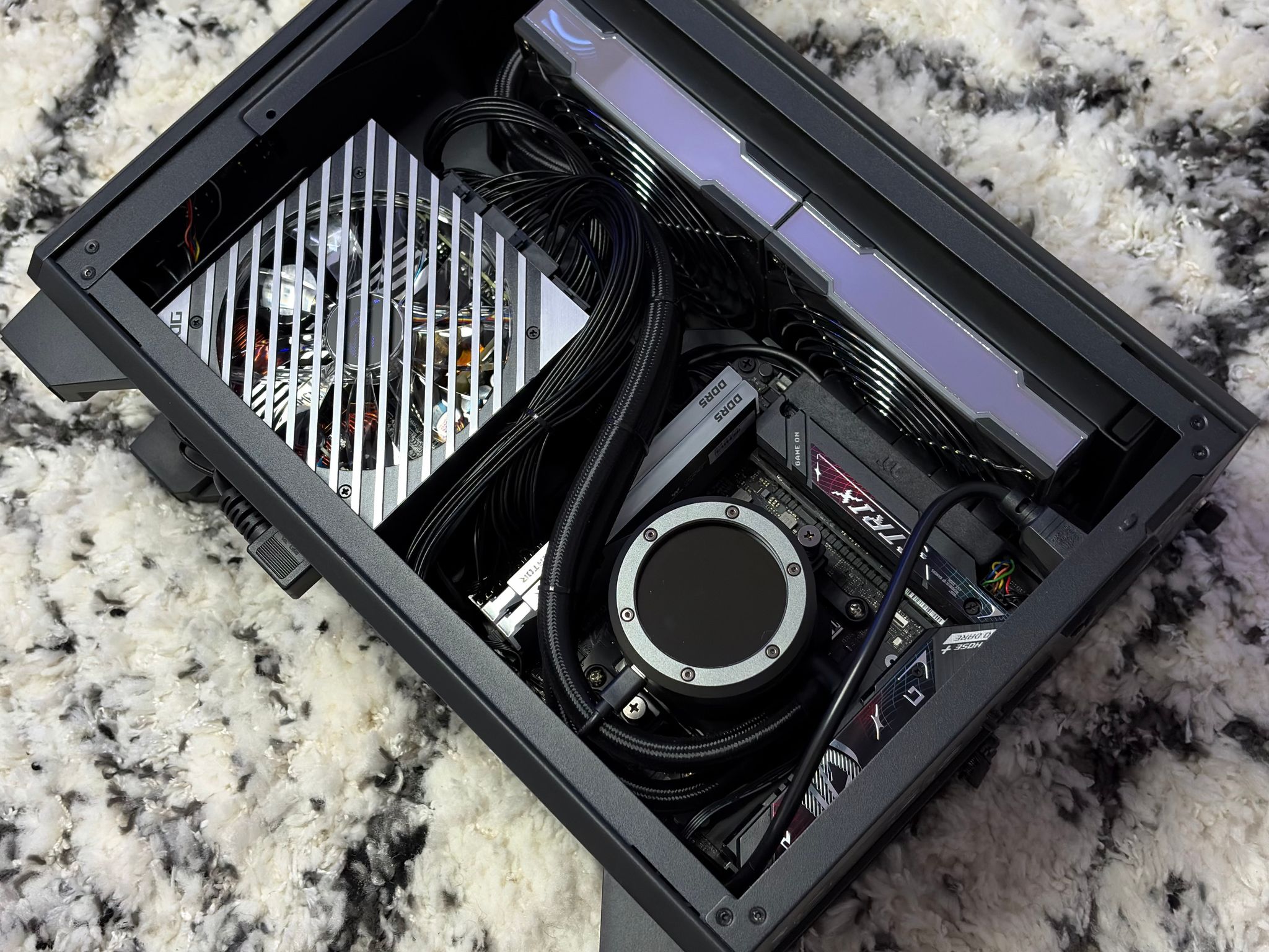 GeForce RTX 5080 Custom Gaming PC - Ryzen 7 9800X3D, 32GB RAM
