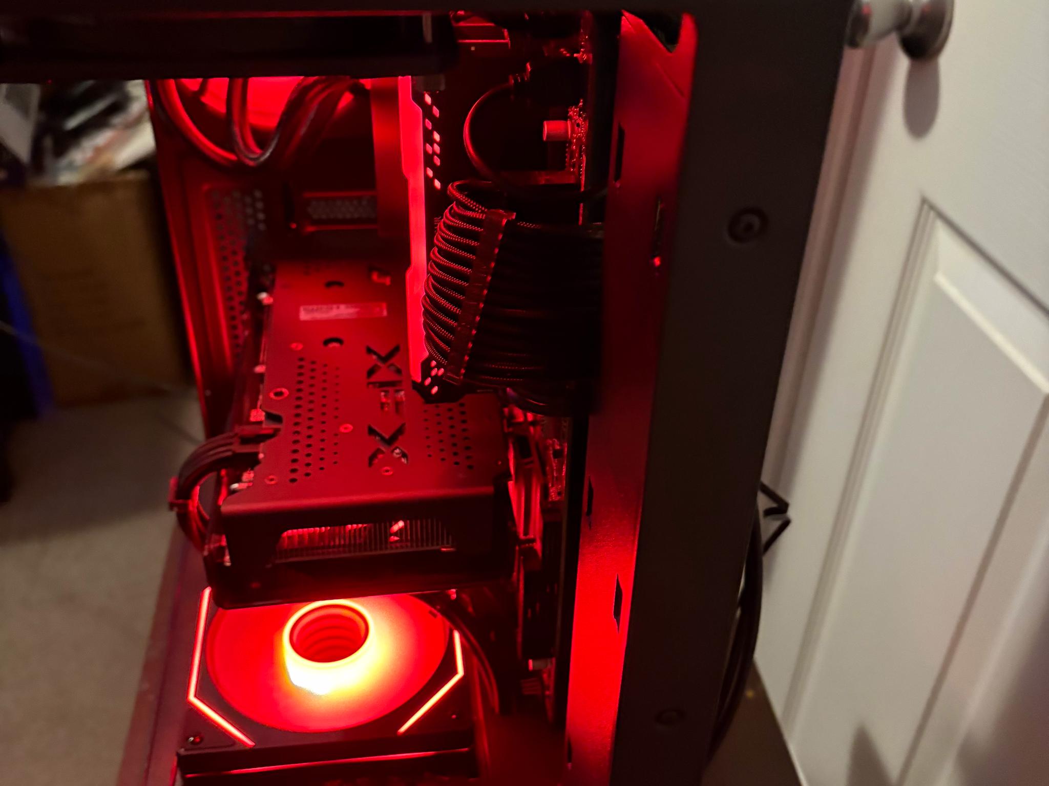 1080p Gaming pc /i7-11700kf/xfx-7600/32gb Ram/Atlas E1 Case