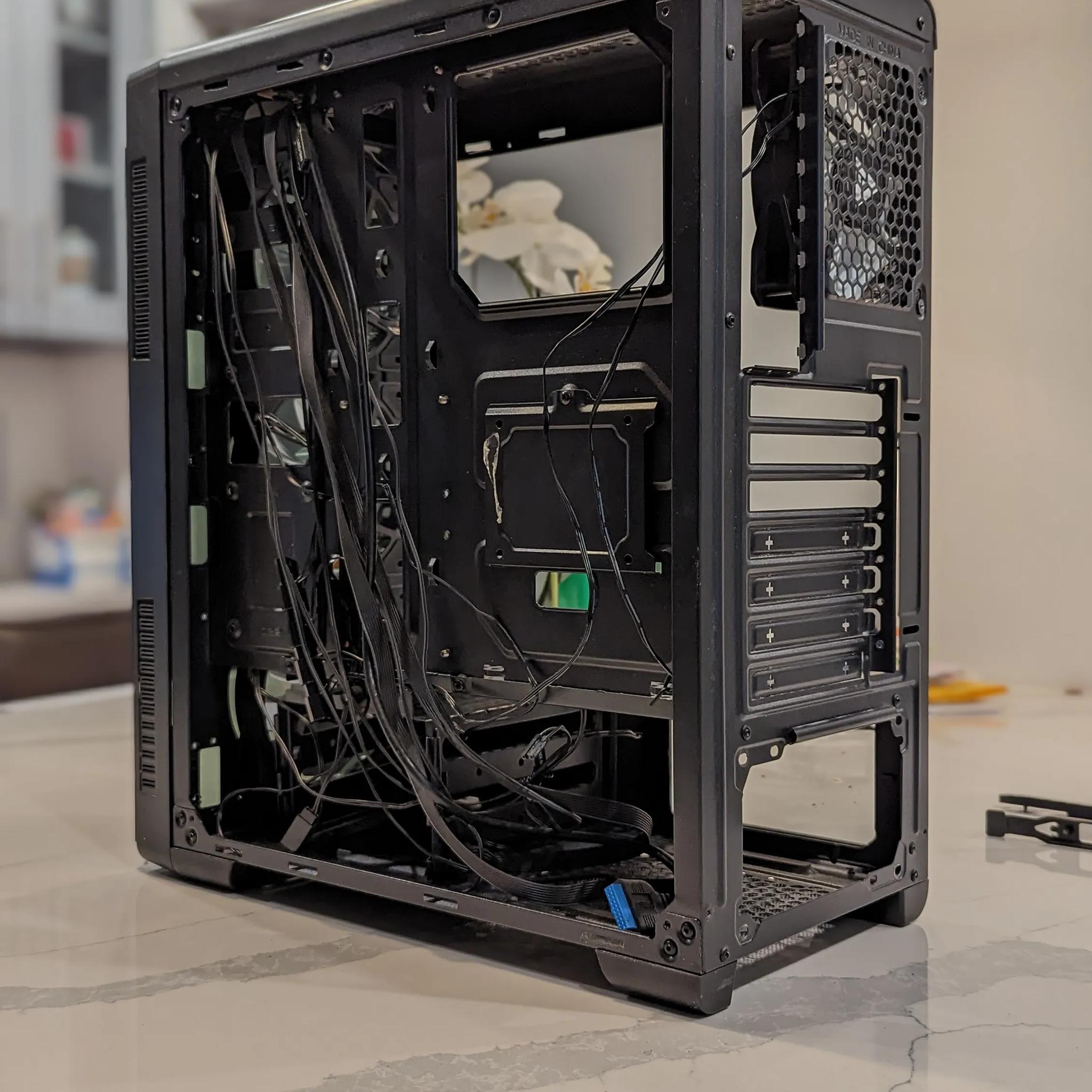 Apevia Aura-F-WH Mid Tower Gaming Case with 4 x RGB Fans