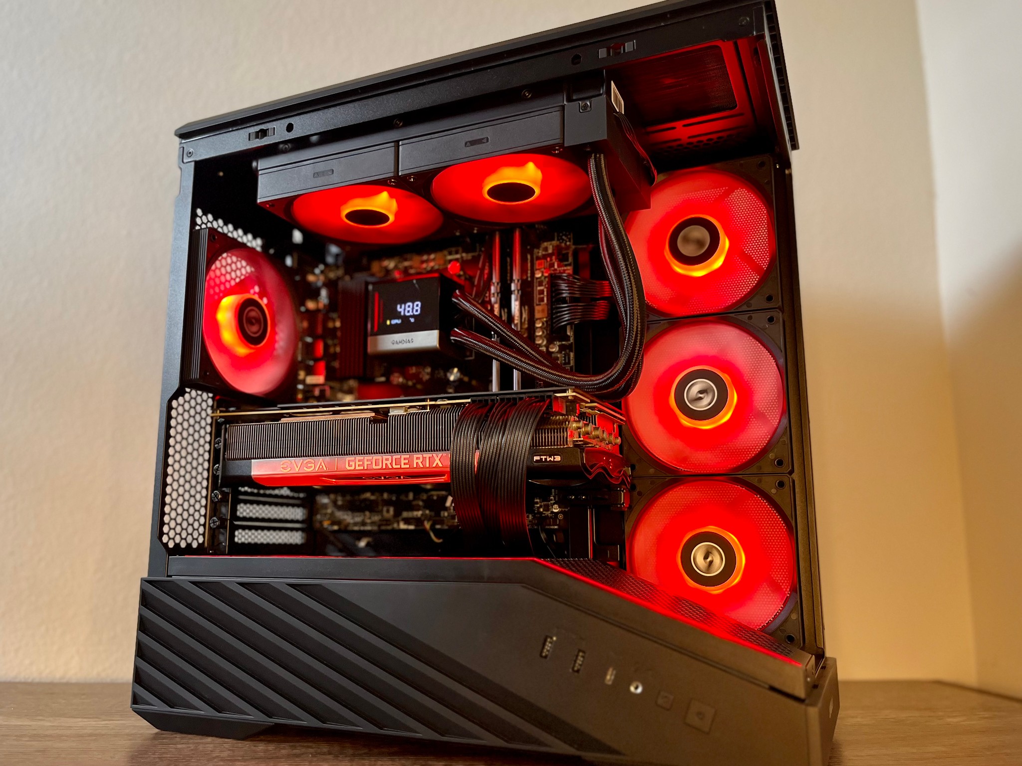Stunning Gaming PC! RTX 3080| Ryzen 7 5800x| 32GB DDR4