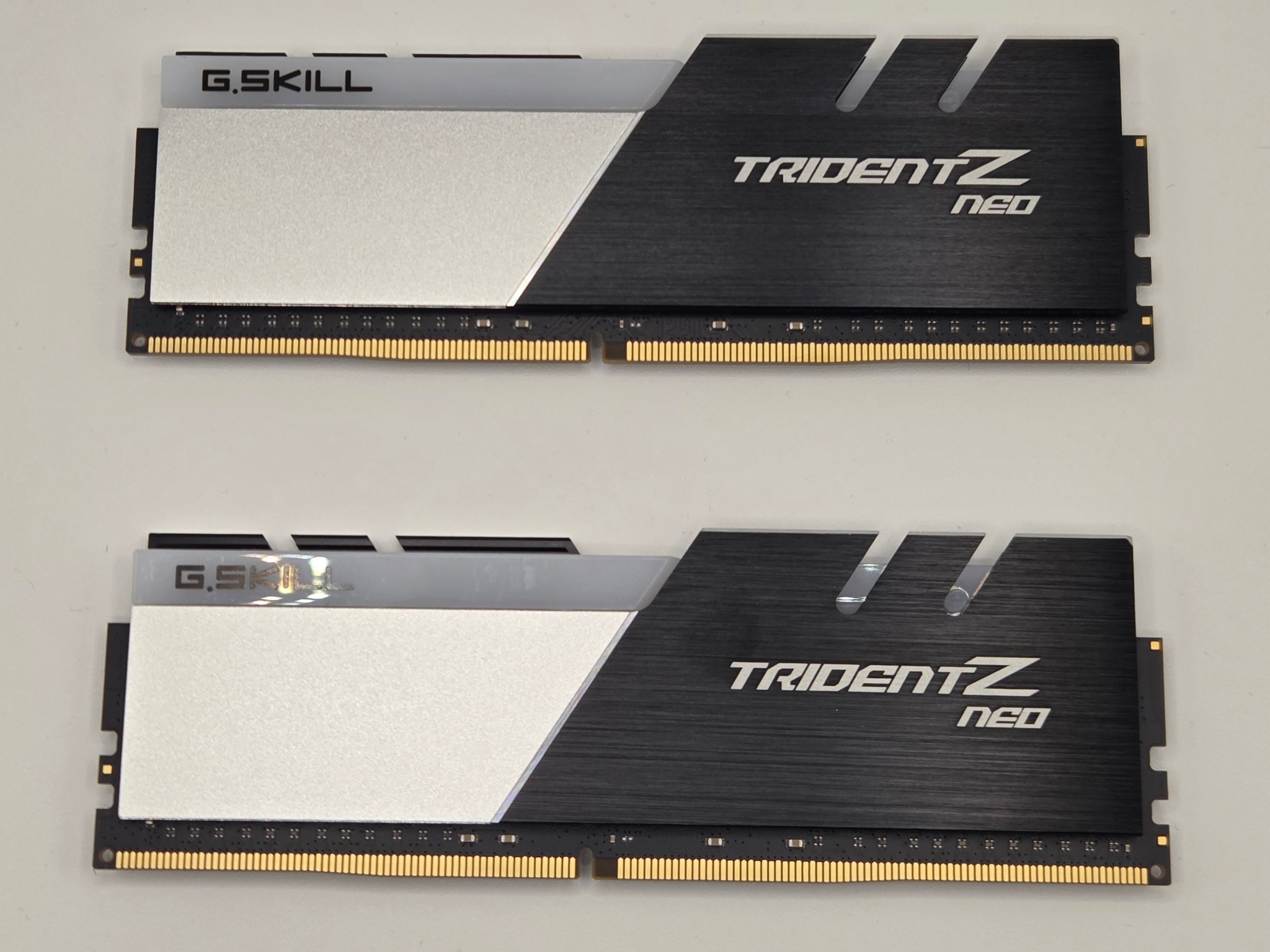G.Skill TridentZ CL18 DDR4-3600 64gb (32GBx2)