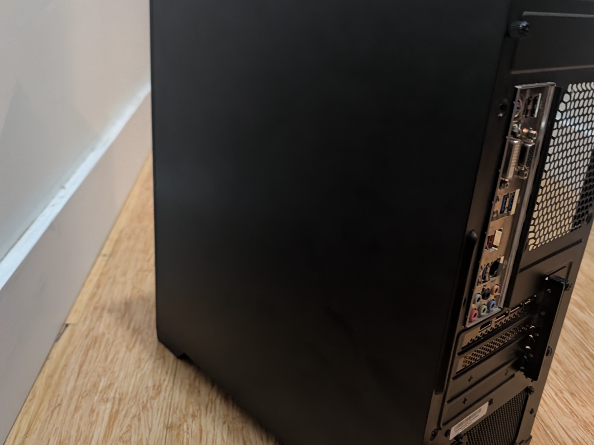 Custom No RGB AIO Gaming PC | RTX 3070 | I5 9400F | 2.2TB NVME/HDD | 16GB | H370M | Montech PC case|