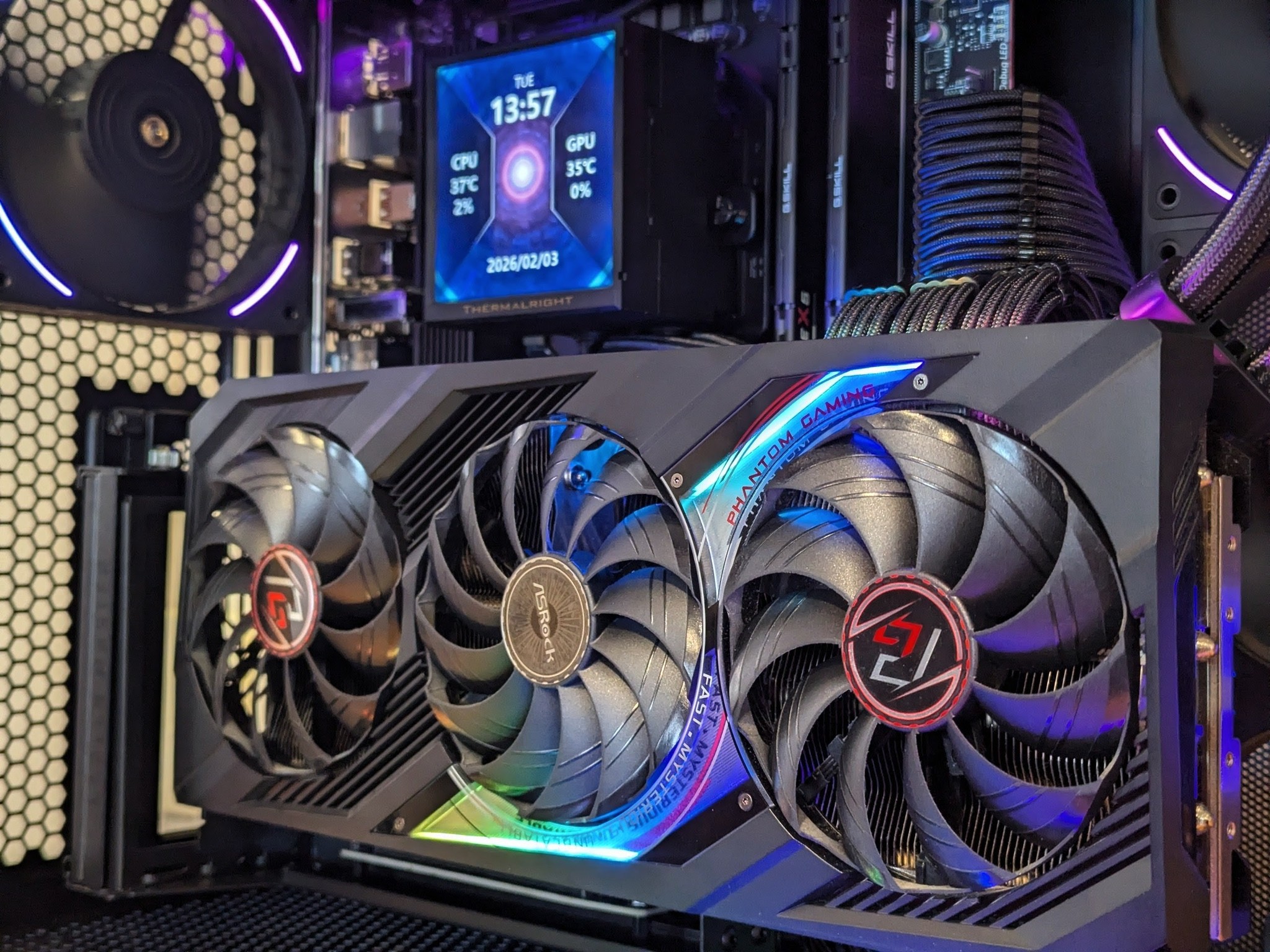 🌑 Ryzen 7 7800X3D + RX 7900 XTX | 32GB DDR5 | 2TB SSD | Stealthy ARGB Build 🌑