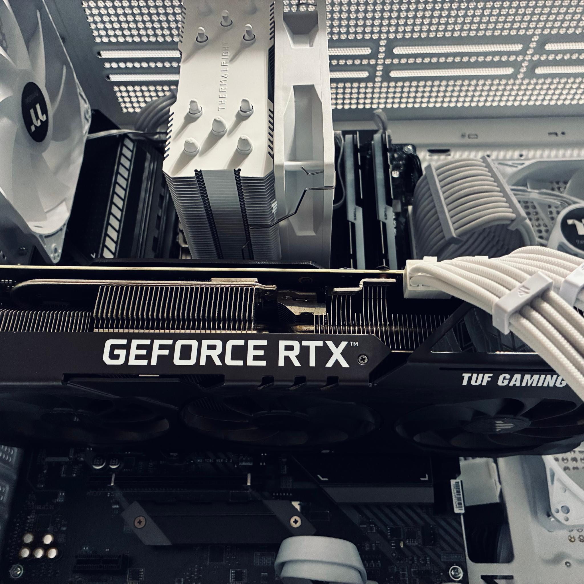 Pro Gaming PC |RTX 3080 12GB // Ryzen 3700x // 32GB DDR4|