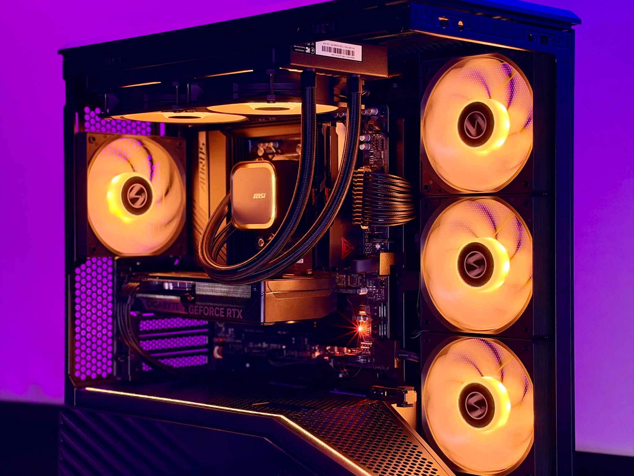 Vector - Ryzen 9600X | Nvidia RTX 5060 | 16GB DDR5 RAM 6000MHz | 1TB SSD NVMe Gen4 | WiFi | BT