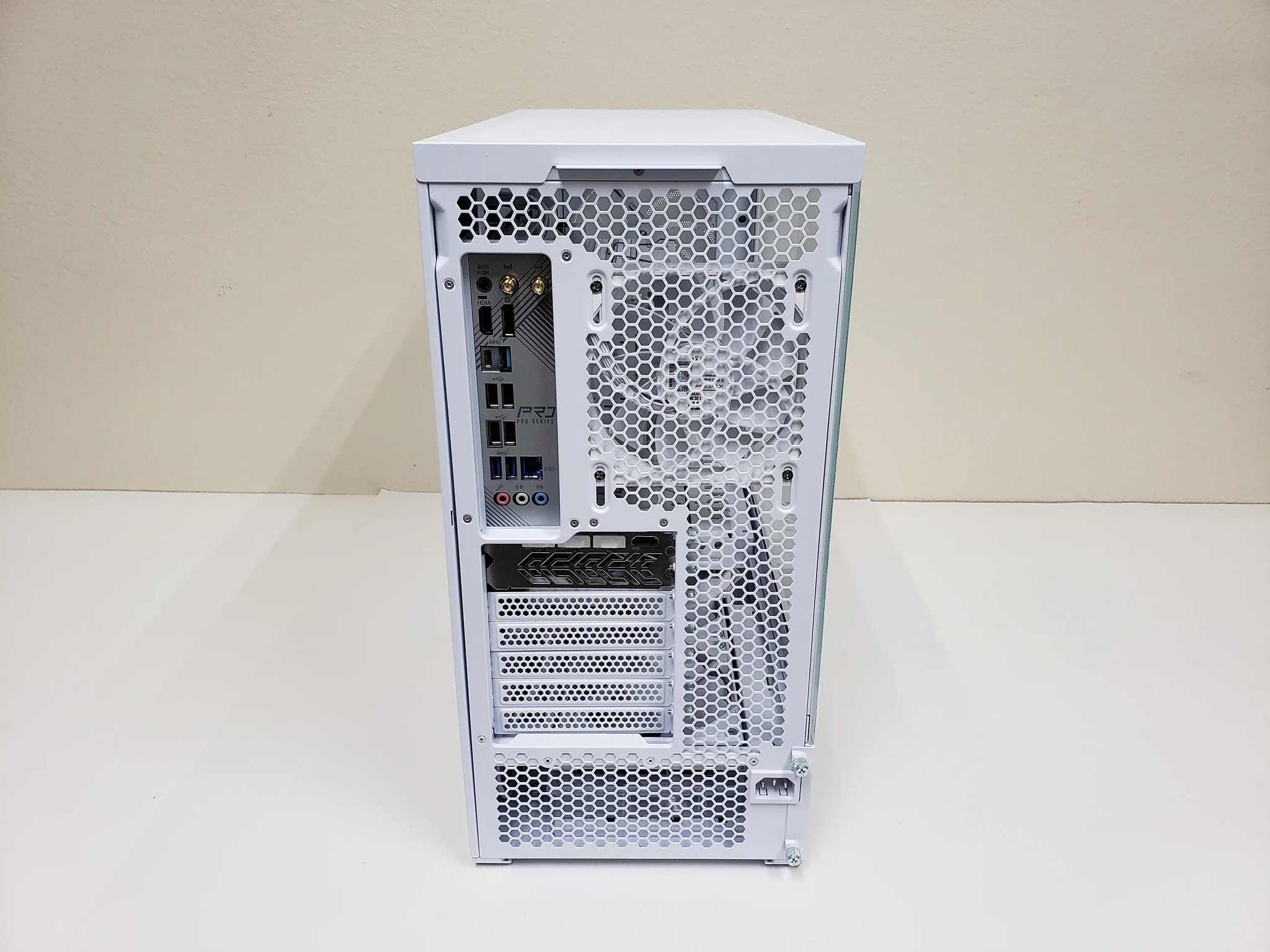PC on Sale! Ryzen 7 7700X, RX 7900XT, 32GB-DDR5 6000, 2TB SSD NVMe, 1000W PSU