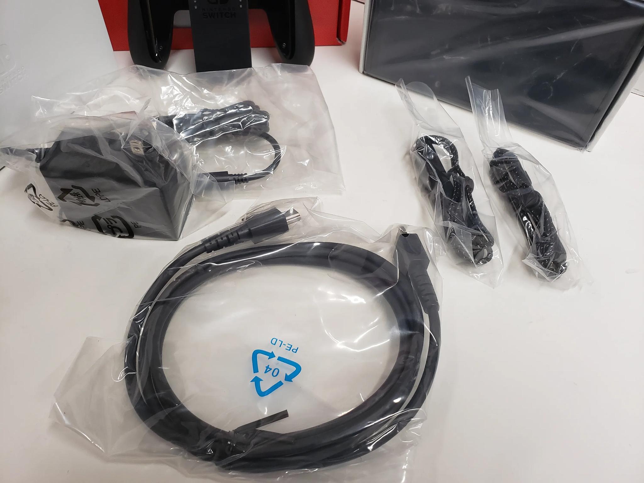 Nintendo Switch OLED Model w/ White Joy-Controllers