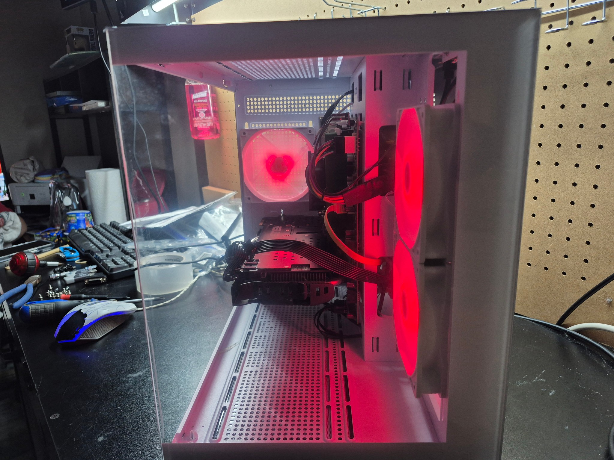 120 FPS Fortnite | Xeon (same as i7-6700), 12GB DDR4, 500GB SSD, GTX 980, Wifi, Win11, RGB