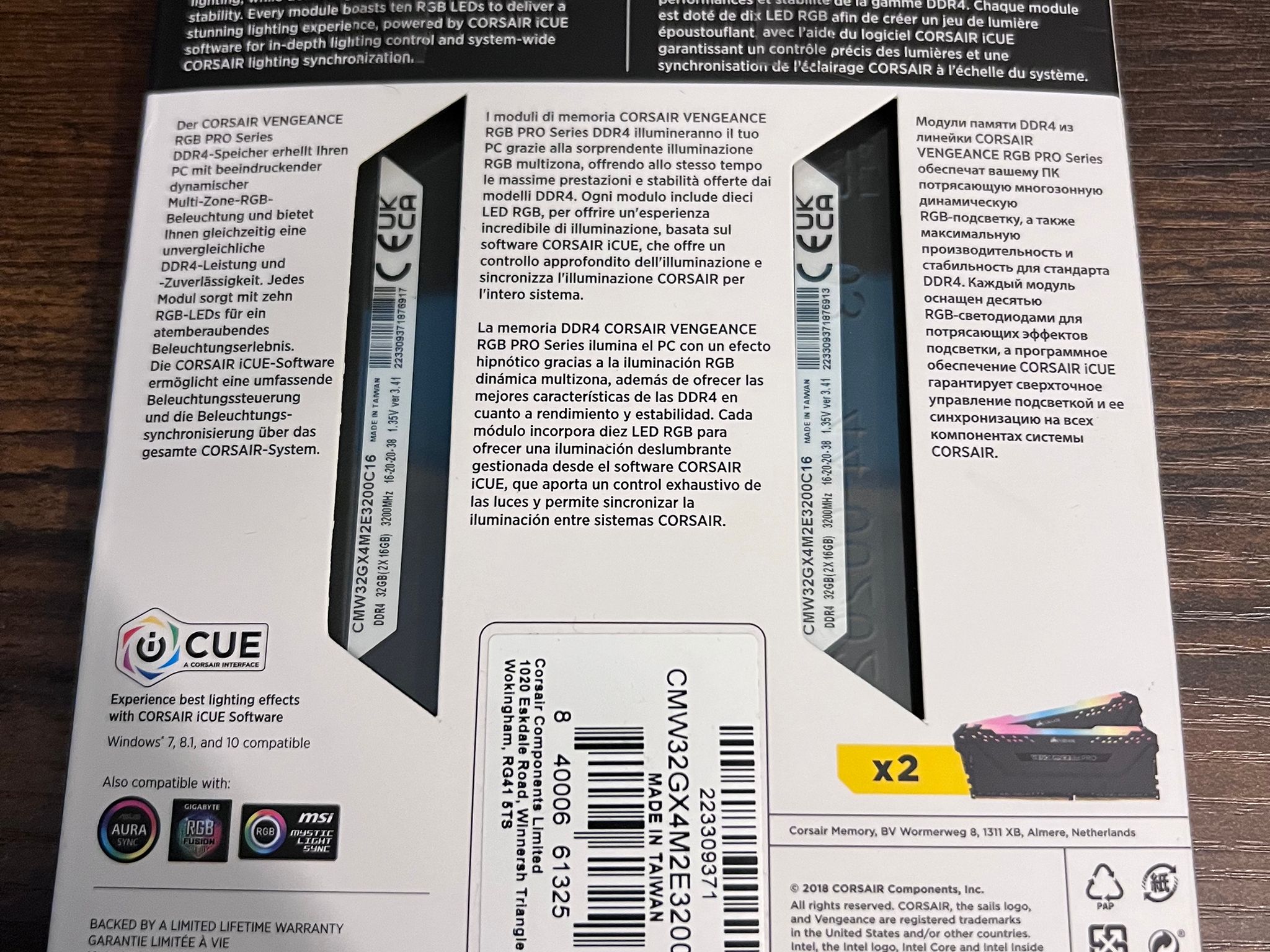 Vengeance RGB PRO 32GB (2x16GB)