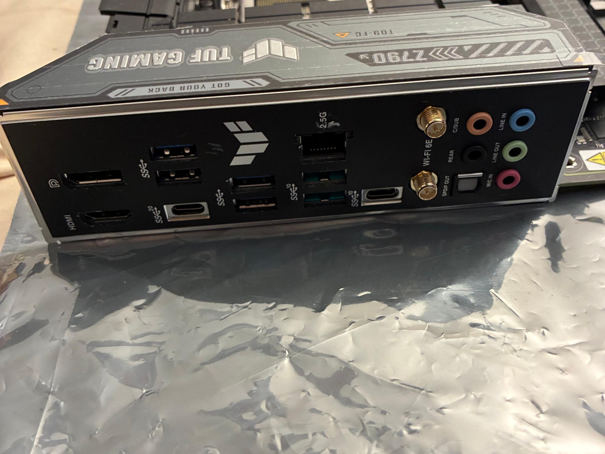 ASUS TUF Gaming Z790-PLUS WiFi ATX