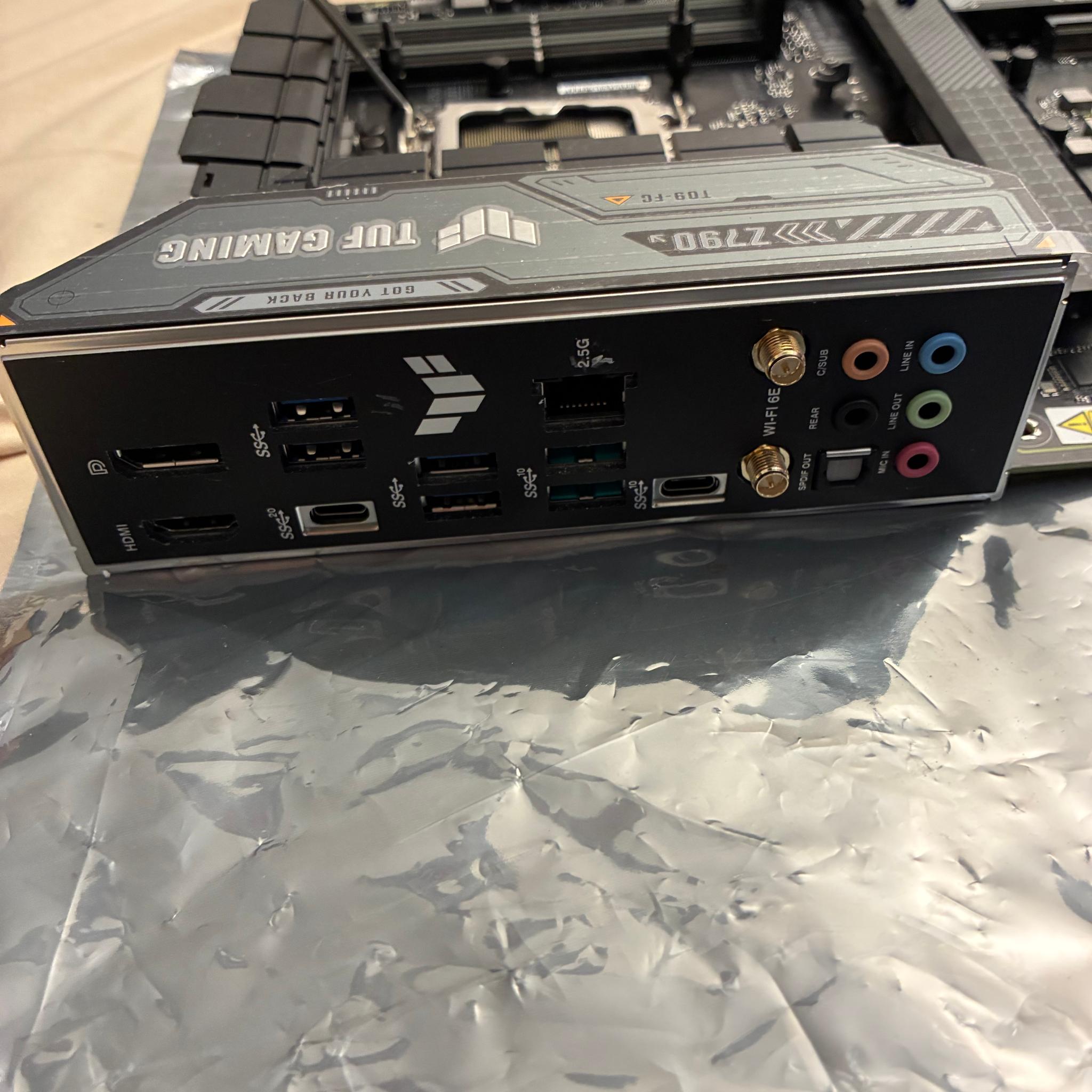ASUS TUF Gaming Z790-PLUS WiFi ATX