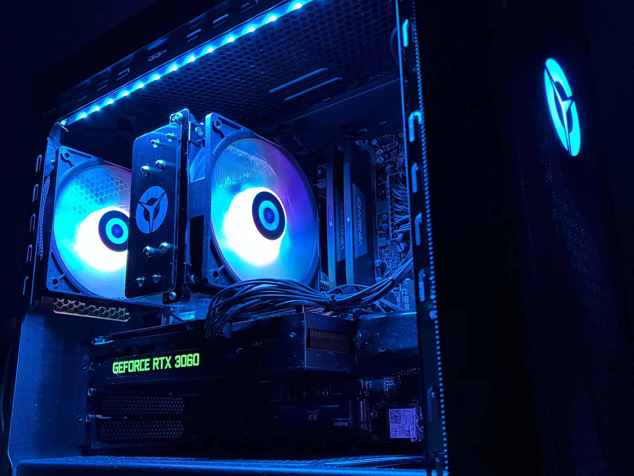 Intel Core i7-12700 - NVIDIA GeForce RTX 3060 - 32GB Memory - 256GB SSD + 1TB HDD - Lenovo Legion i5
