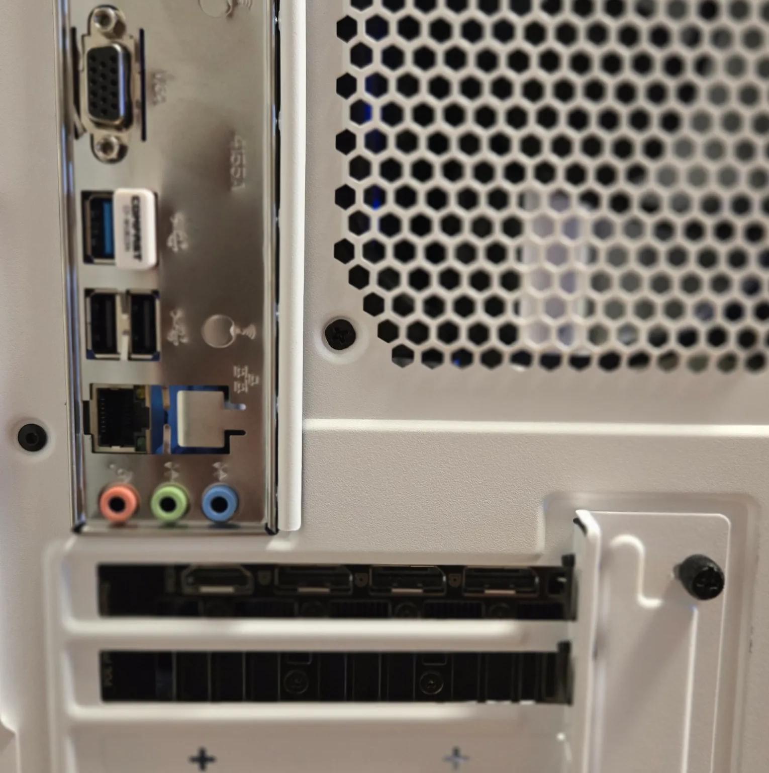 👻 White Phantom 👽 – Ryzen 7 + RTX 4060 | 32GB RGB | 1TB NVMe | Sleek & Powerful