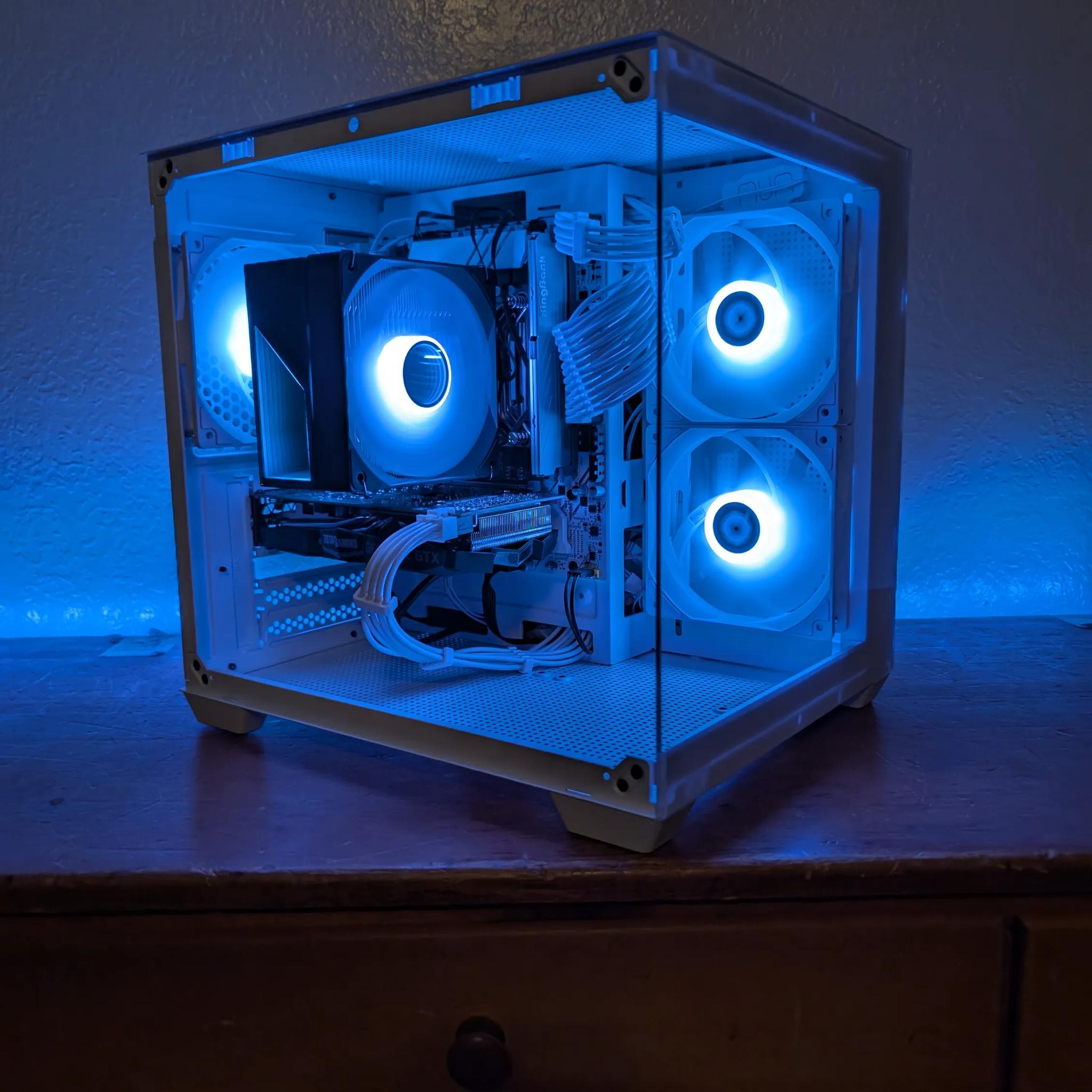 1660 Super, Ryzen 7 1700X Intel Equivalent, 16 GB RAM, 500 GB NVME SSD