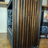 🪵 MODERN WOODEN STEALTH: RYZEN 5 7600X3D + 32GB DDR5 6000MT CL36 + RX 9060 XT 16GB 🪵